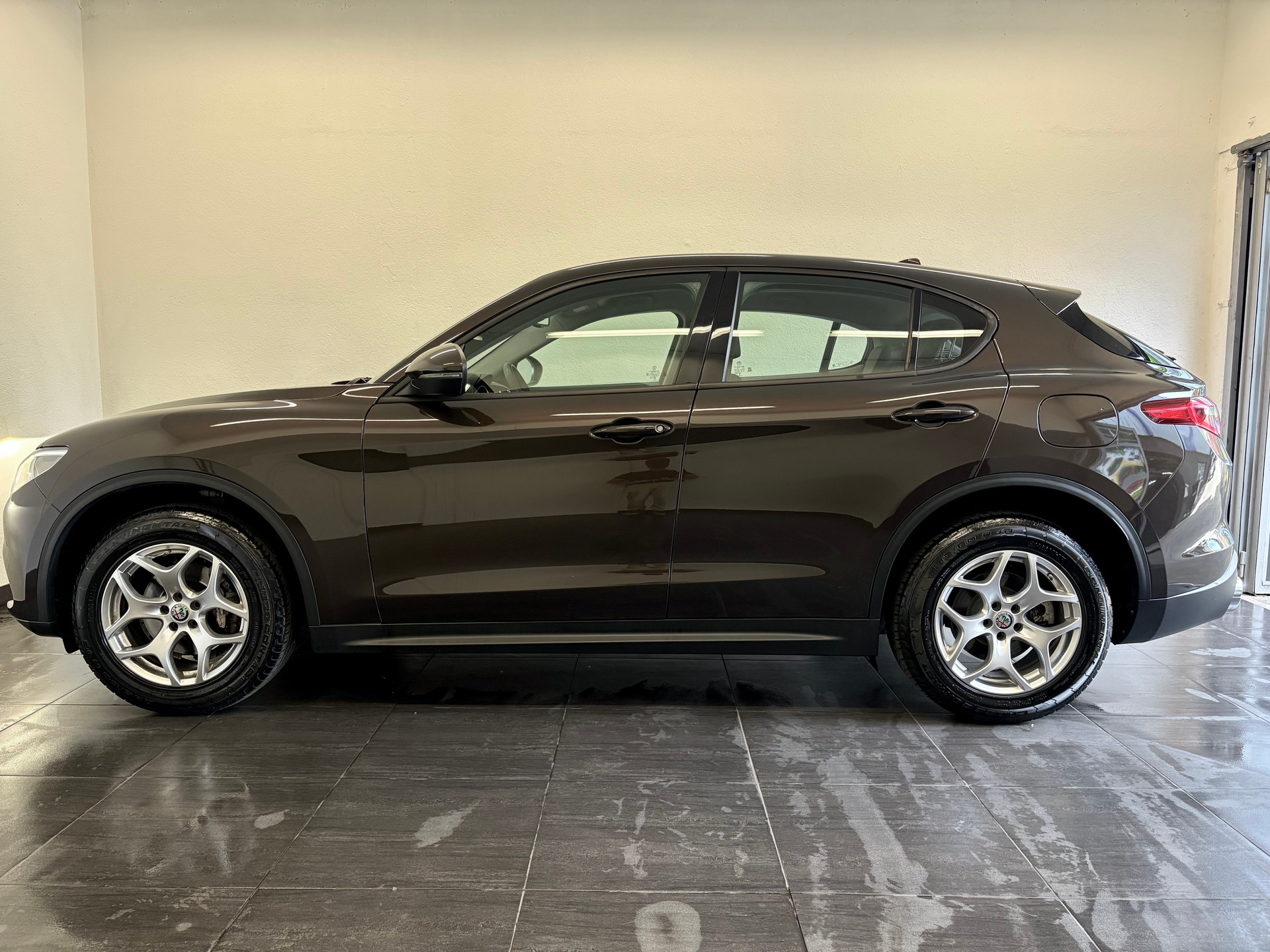 ALFA ROMEO Stelvio 2.0 Super Q4 Automatic-image-6