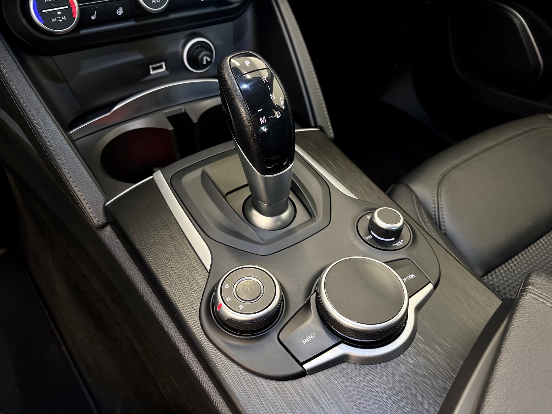 ALFA ROMEO Stelvio 2.0 Super Q4 Automatic-image-25