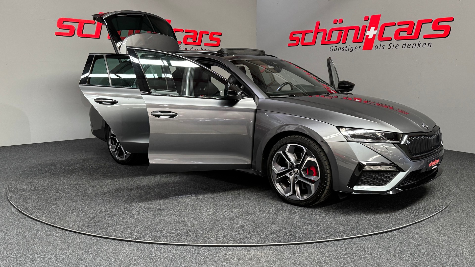 SKODA Octavia Combi 2.0 TSI DSG RS-image-8