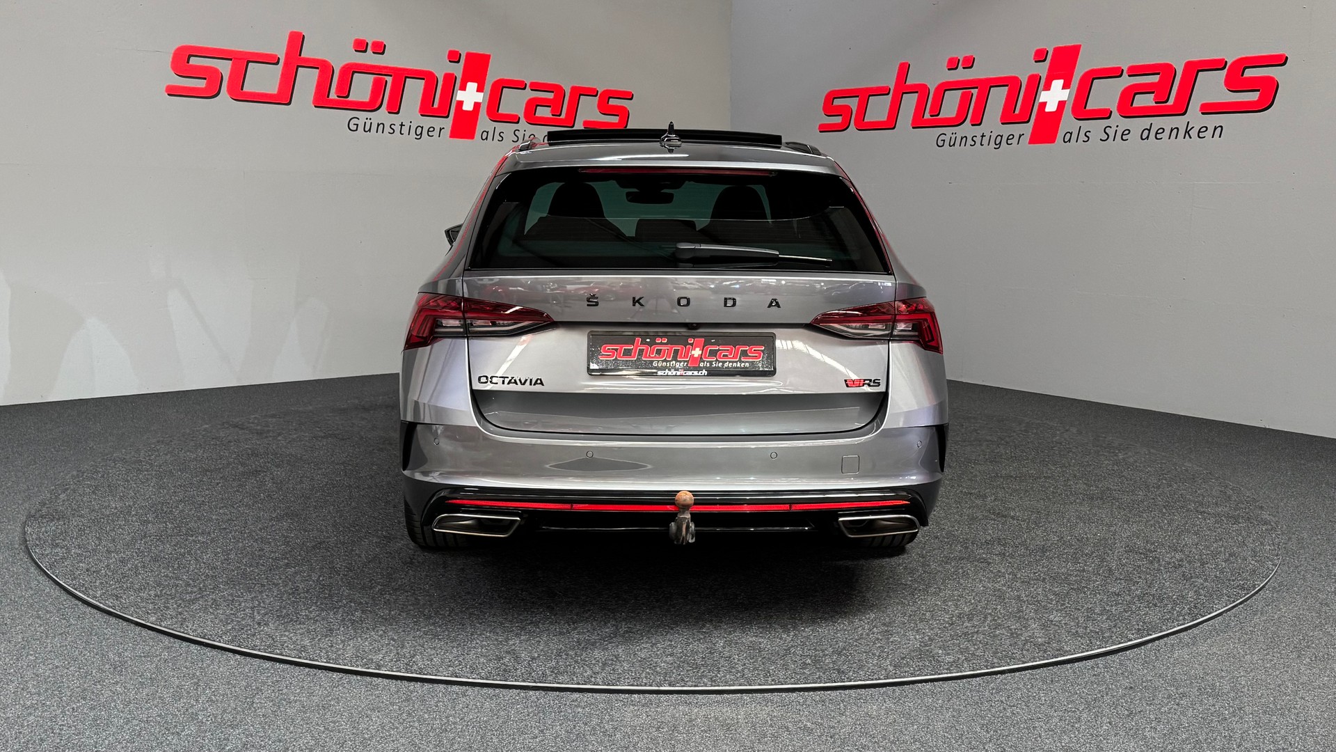 SKODA Octavia Combi 2.0 TSI DSG RS-image-2