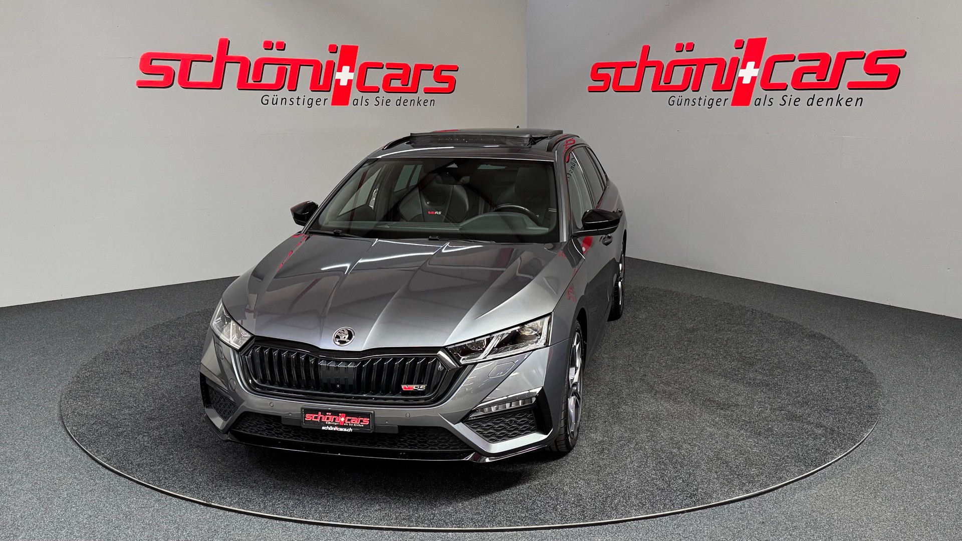 SKODA Octavia Combi 2.0 TSI DSG RS-image-1