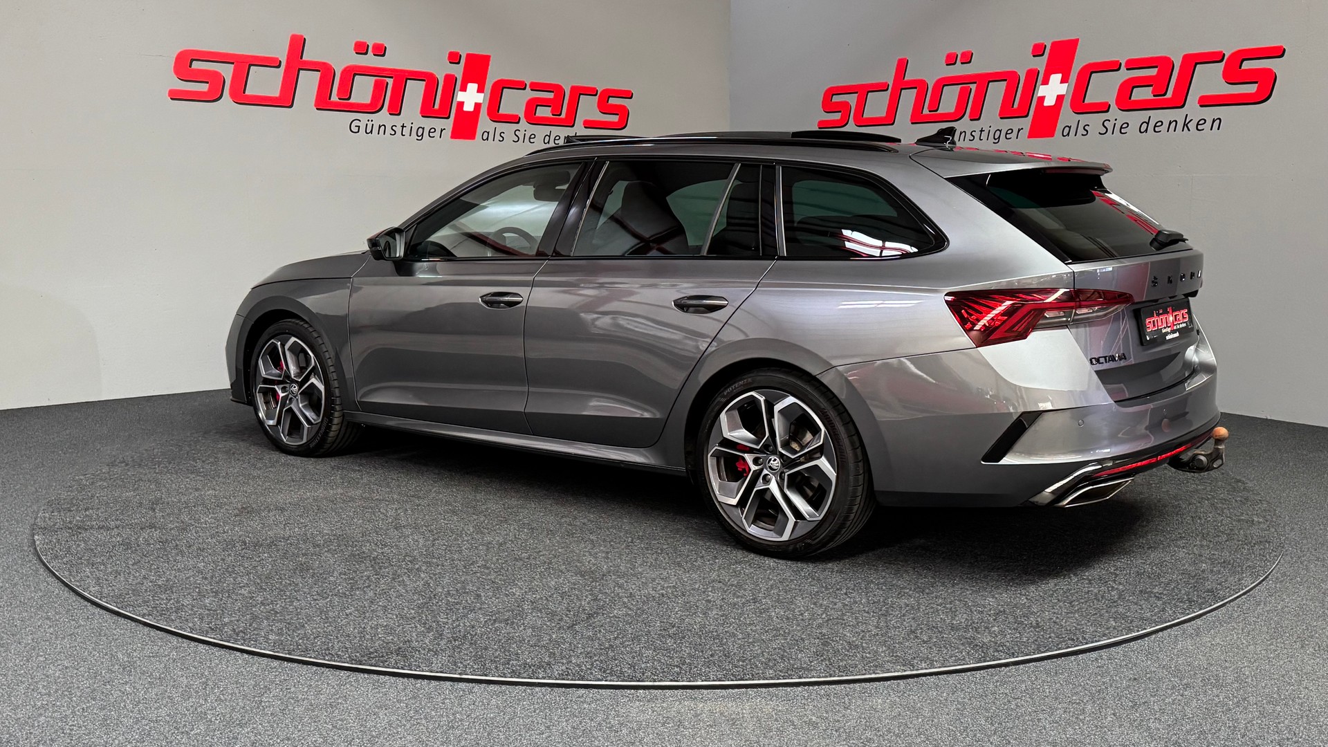 SKODA Octavia Combi 2.0 TSI DSG RS-image-4