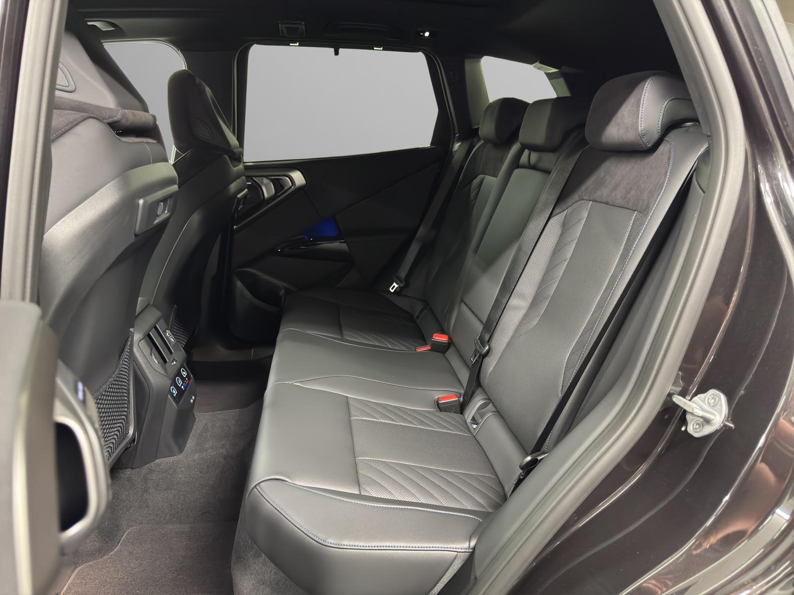 BMW X3 20d xDrive-image-12