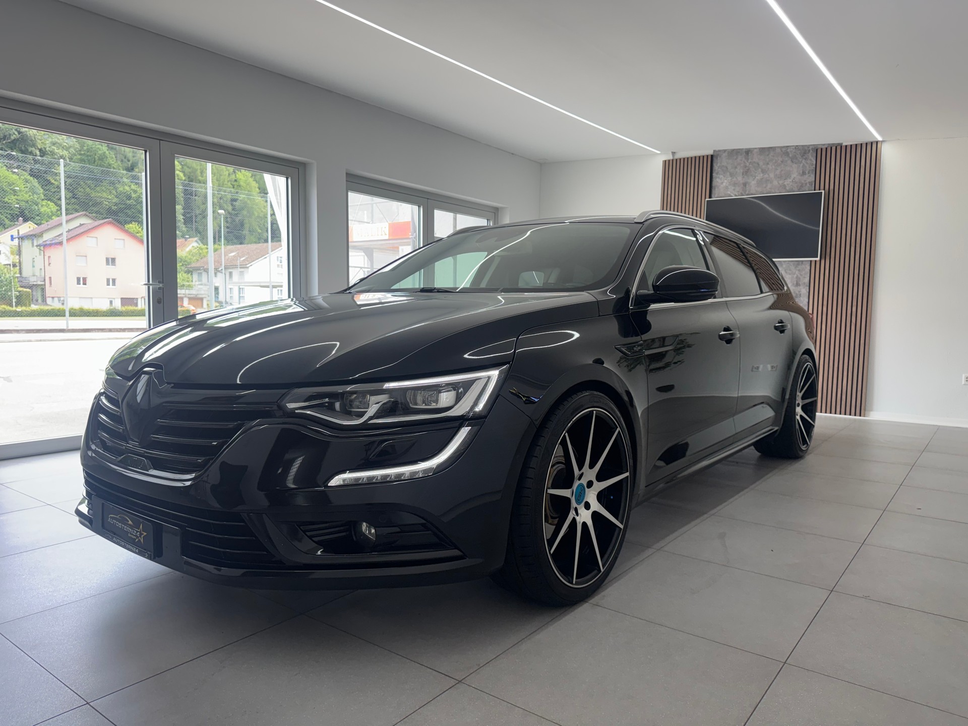 RENAULT Talisman Grandtour 1.6 TCe Initiale EDC*CH-Fahrzeug*-image-0