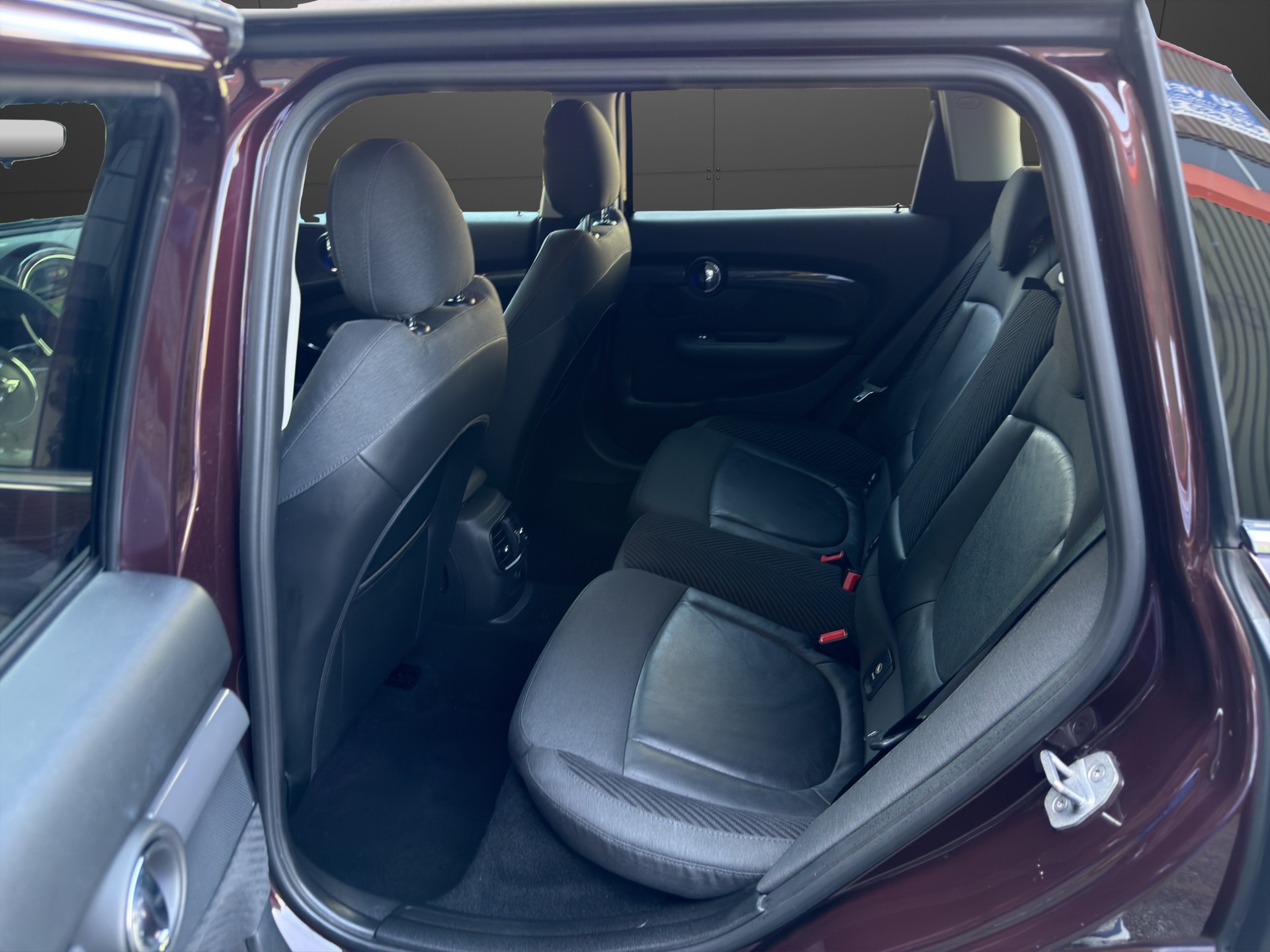 MINI Clubman Cooper SD ALL4 Steptronic-image-22