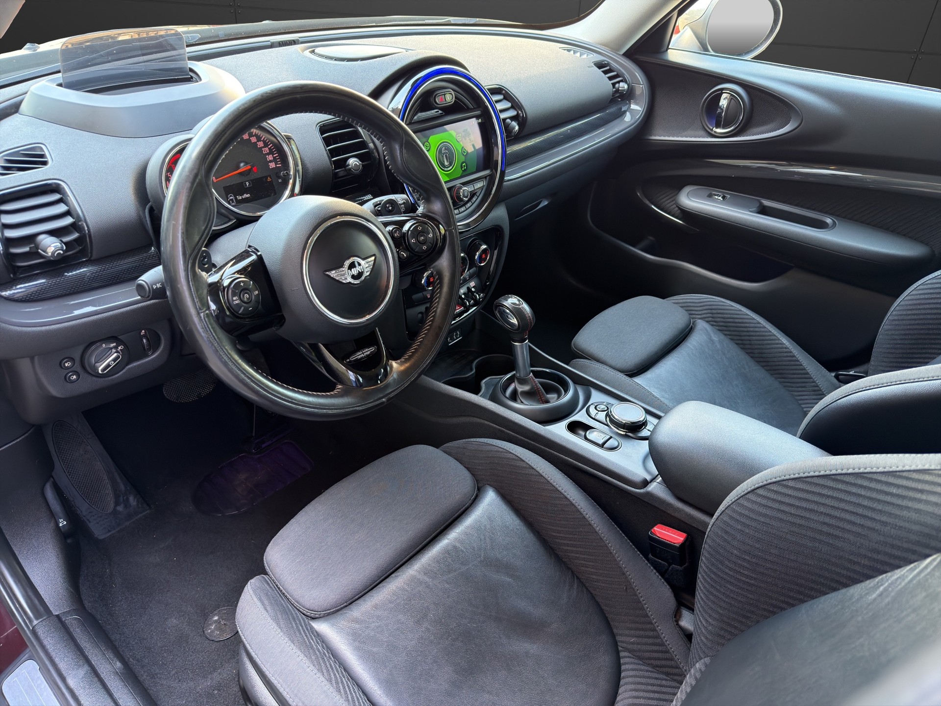 MINI Clubman Cooper SD ALL4 Steptronic-image-9