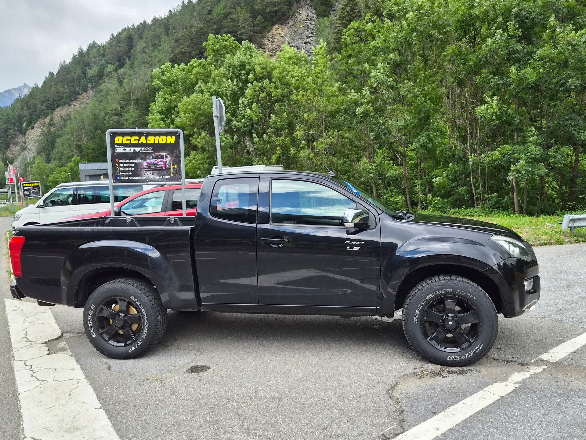 ISUZU D-MAX 2.5 SpaceCab Satellite 4x4-image-3