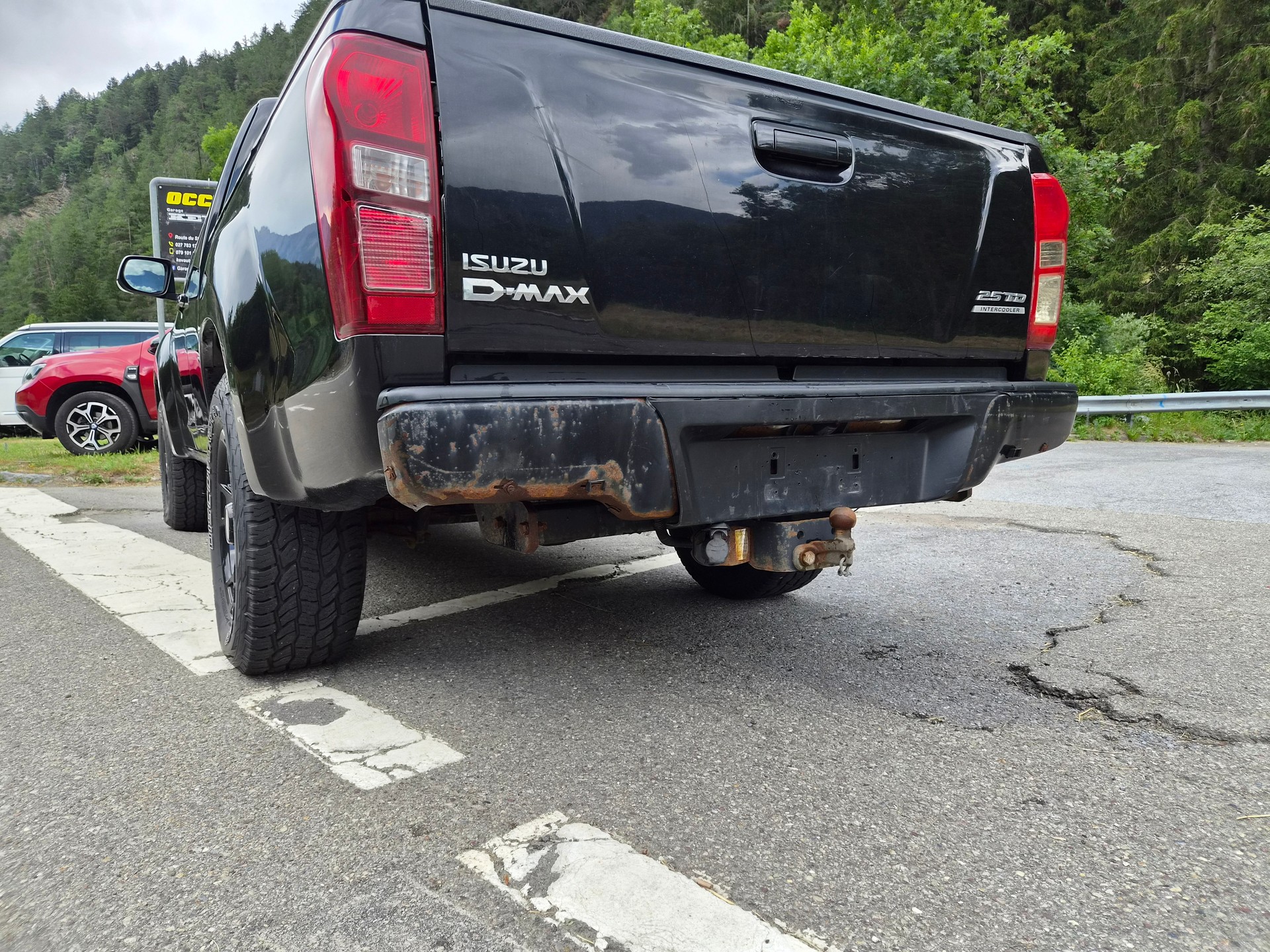 ISUZU D-MAX 2.5 SpaceCab Satellite 4x4-image-10