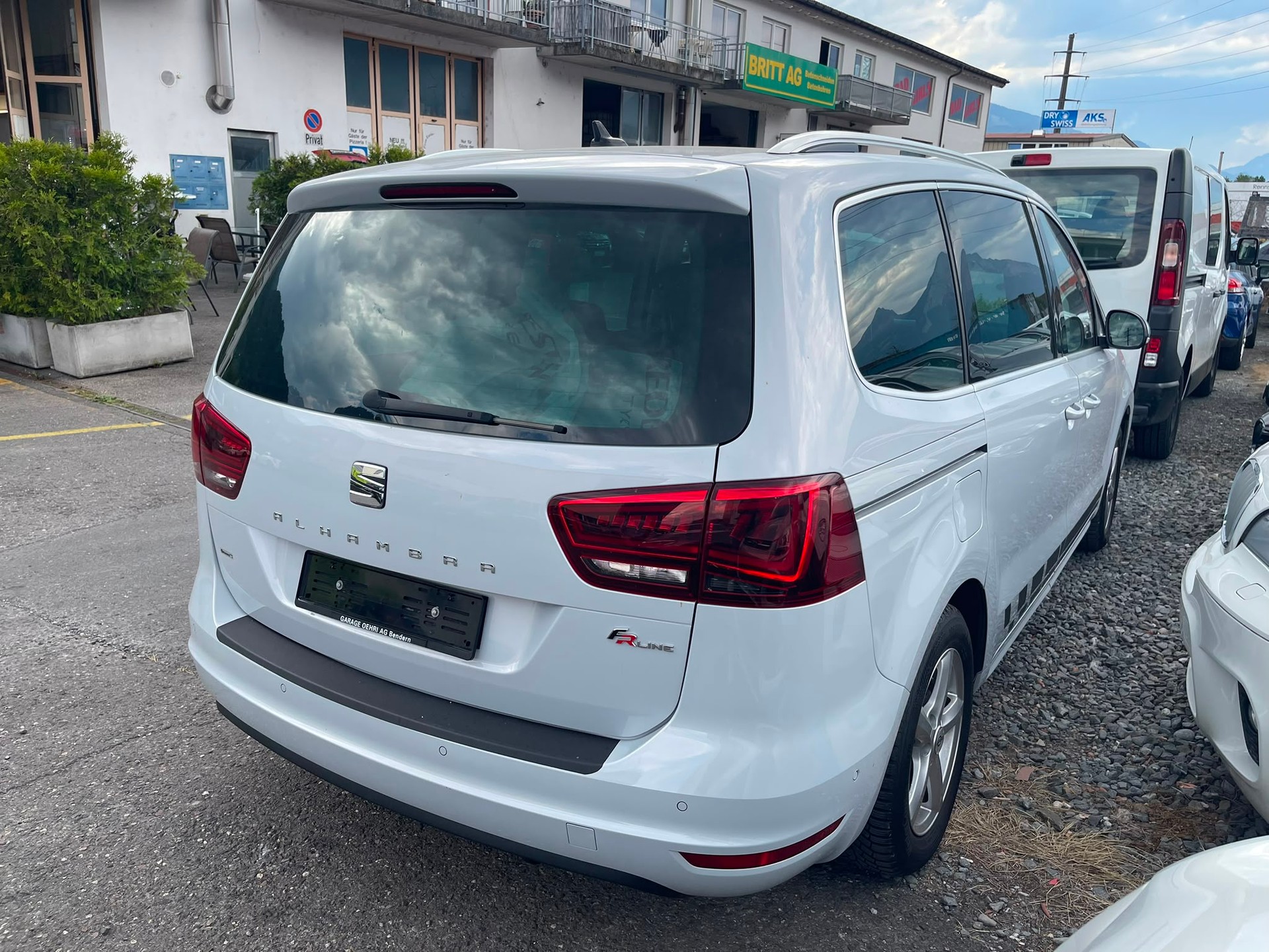 SEAT Alhambra 1.4 TSI SWISS FR-image-2
