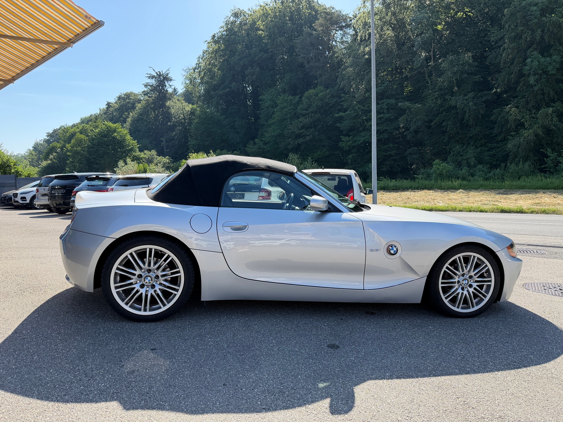 BMW Z4 2.2i Roadster-image-8