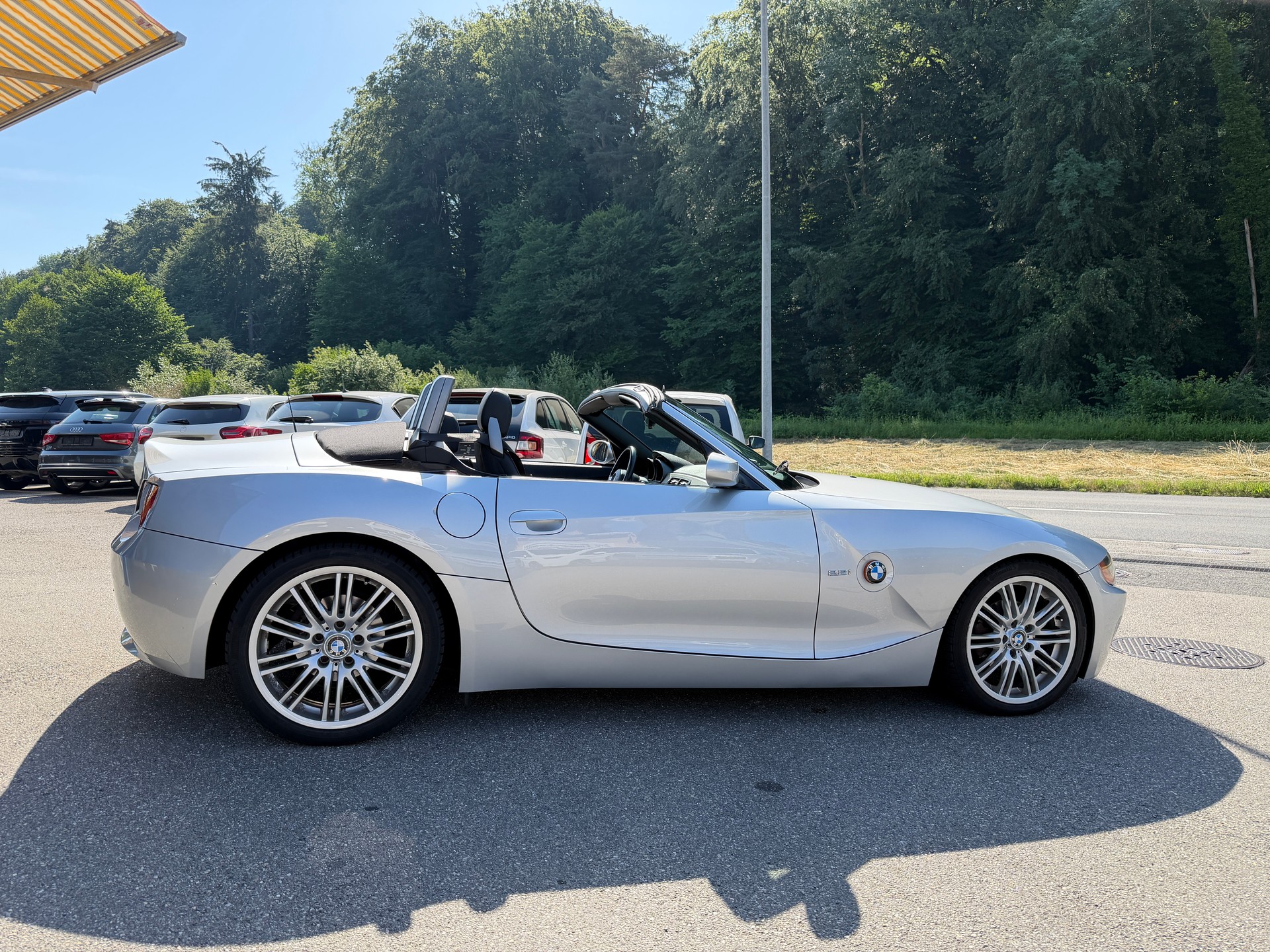 BMW Z4 2.2i Roadster-image-2
