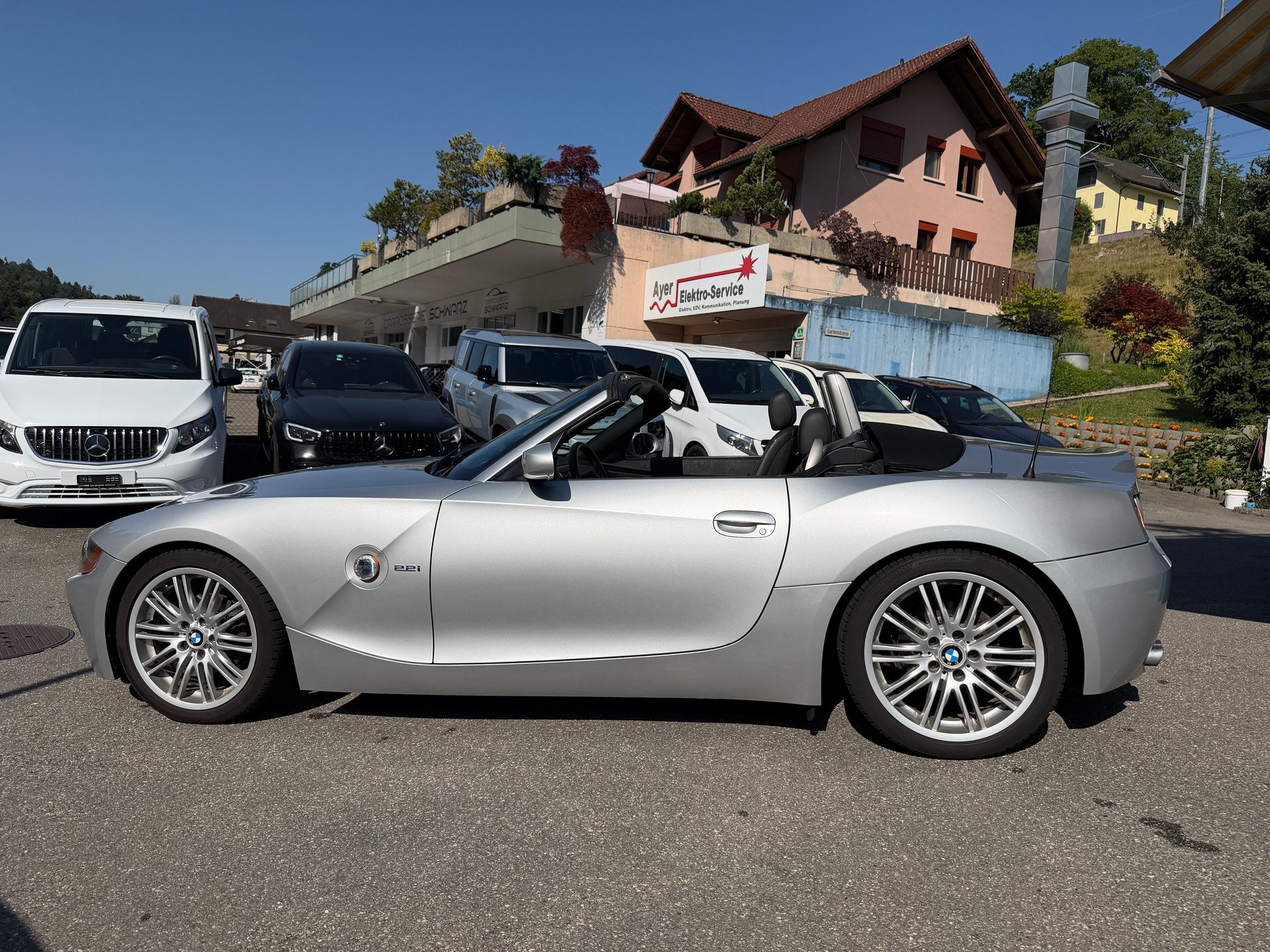 BMW Z4 2.2i Roadster-image-5