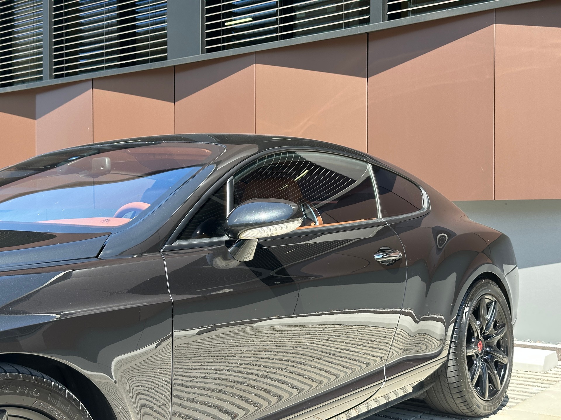 BENTLEY Continental GT 6.0 *Frisch ab MFK + Service*-image-29
