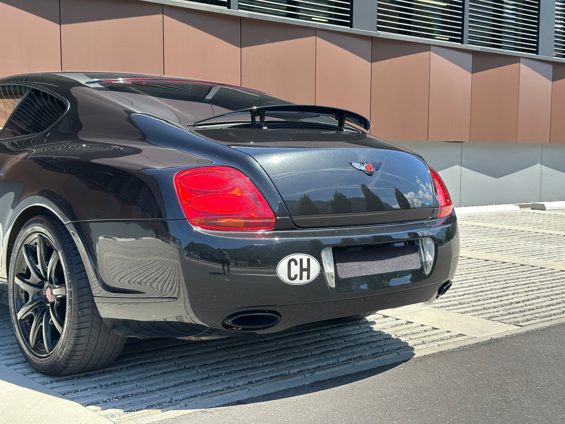 BENTLEY Continental GT 6.0 *Frisch ab MFK + Service*-image-28