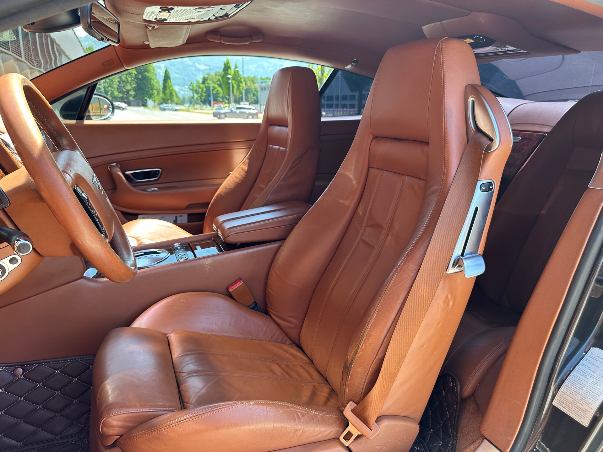 BENTLEY Continental GT 6.0 *Frisch ab MFK + Service*-image-10
