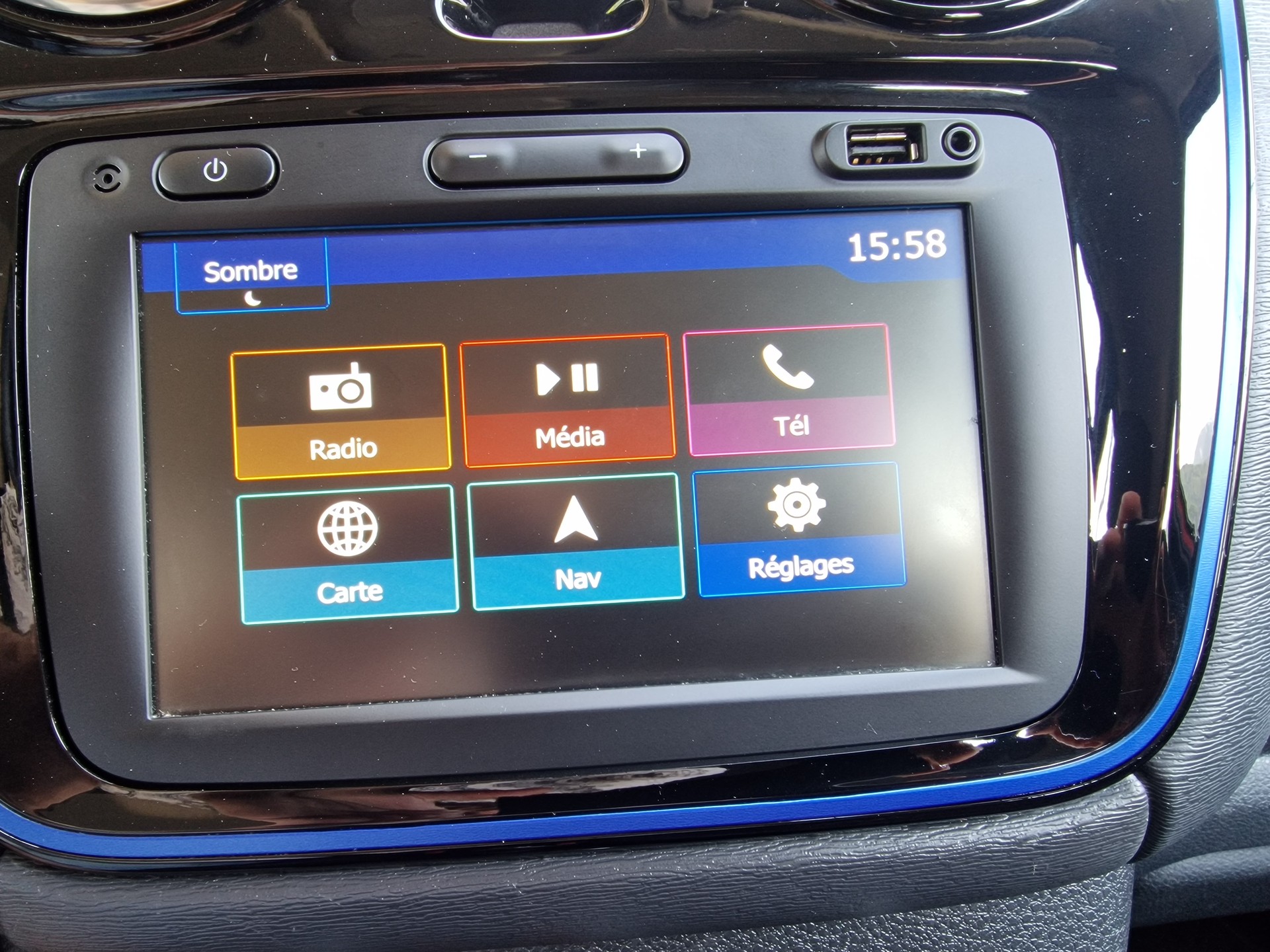 DACIA Lodgy TCE 130 Stepway 7PL-image-11