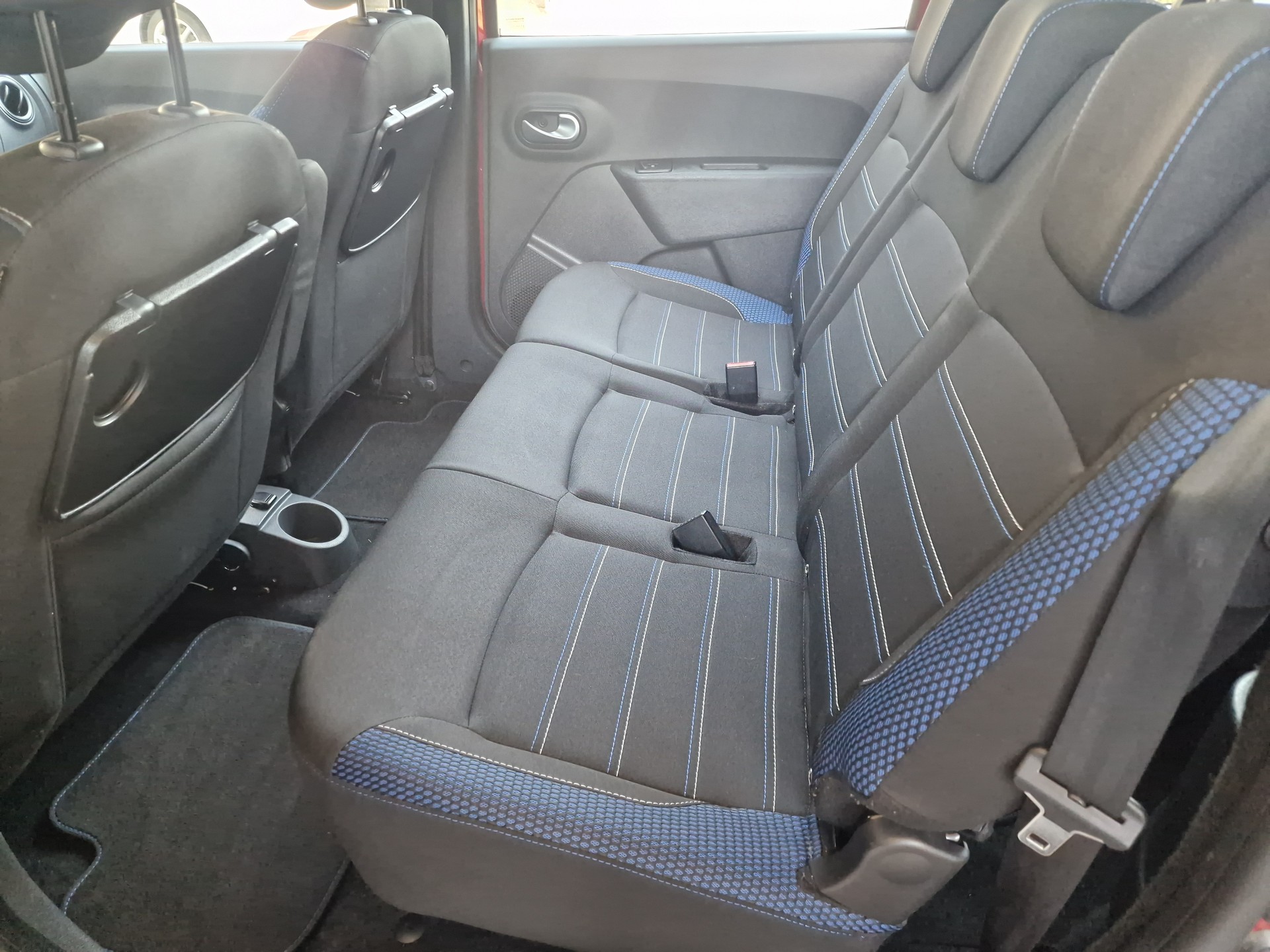 DACIA Lodgy TCE 130 Stepway 7PL-image-7