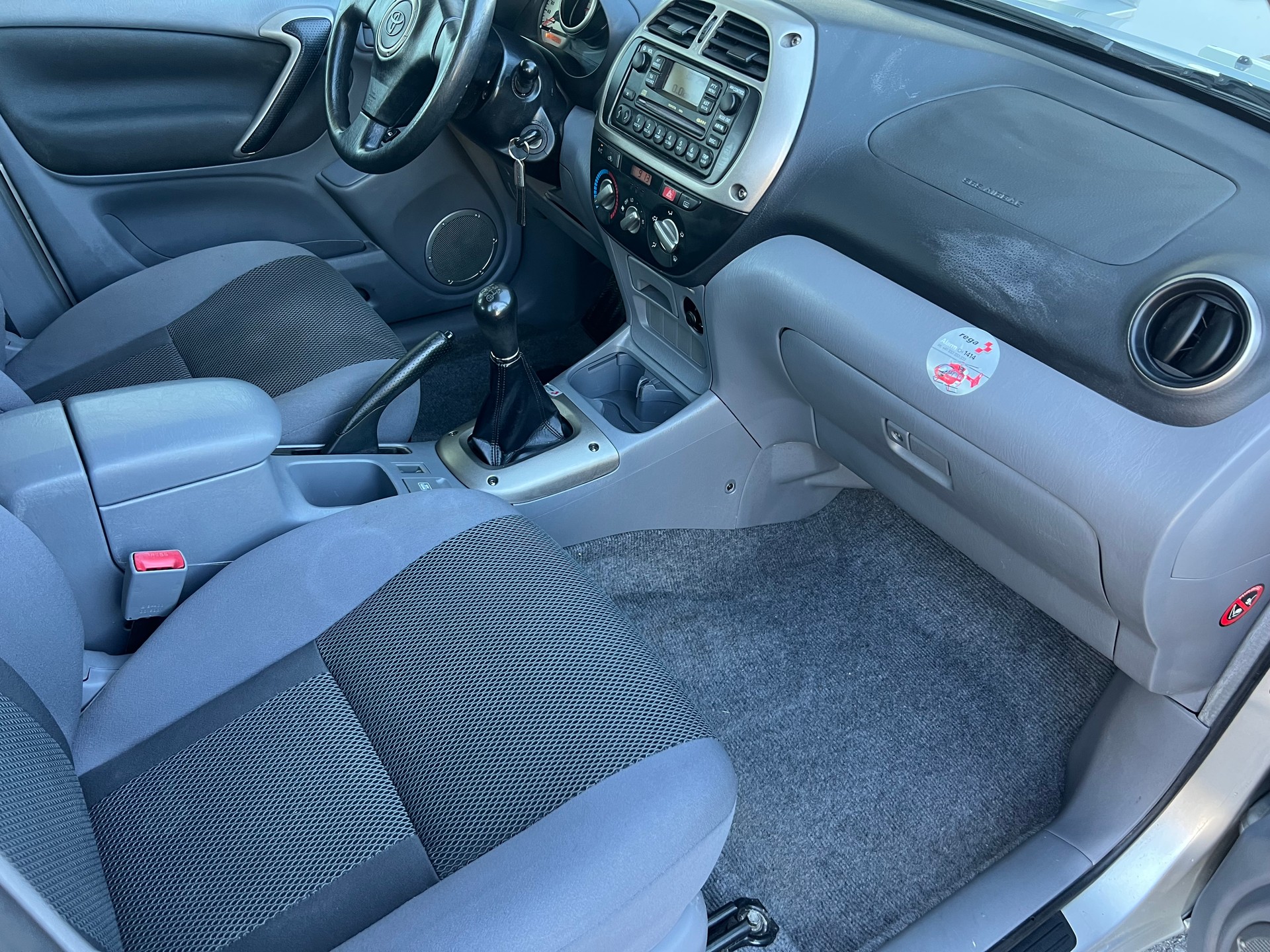 TOYOTA RAV-4 2.0 16V Linea Terra-image-9