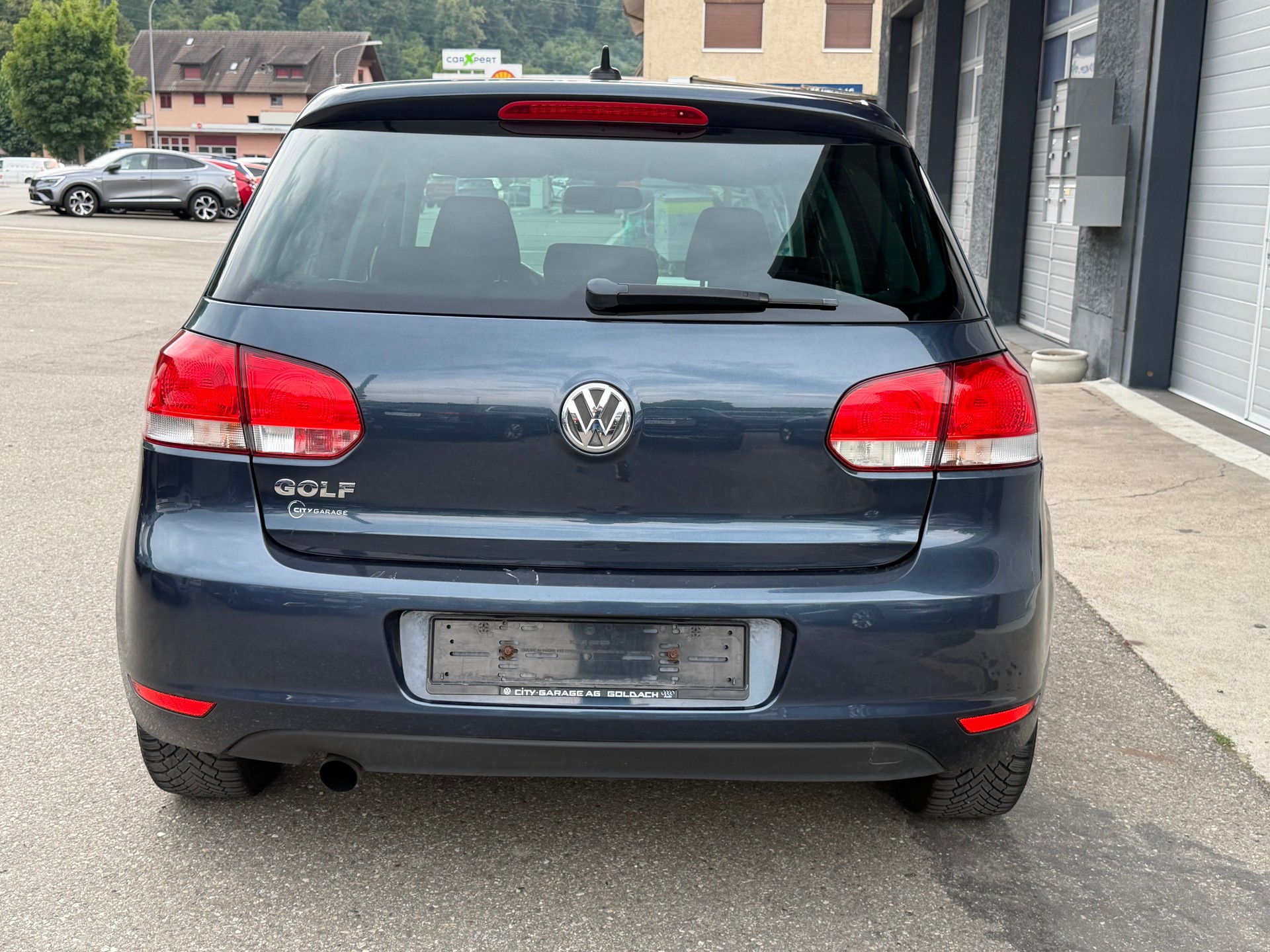 VW GOLF-image-6