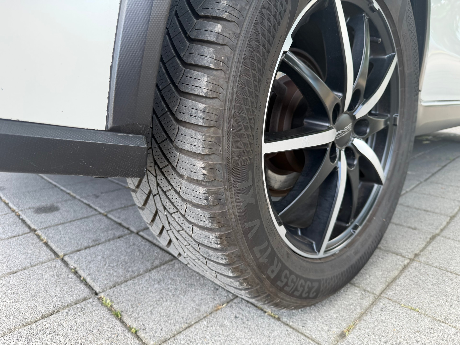 SUBARU XV 2.0D Swiss One AWD-image-6