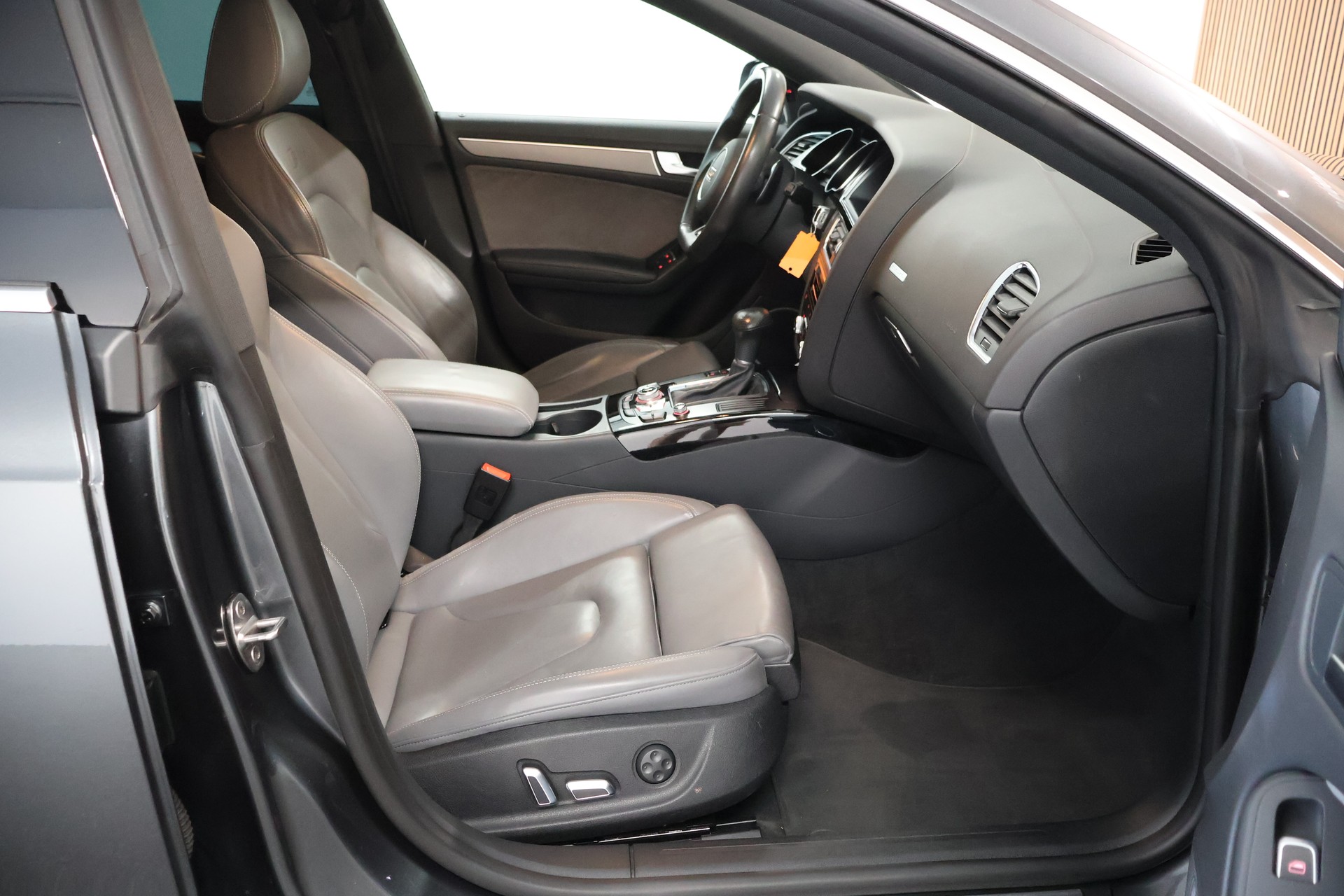 AUDI A5 Sportback 3.0 TDI clean diesel quattro S-tronic-image-18