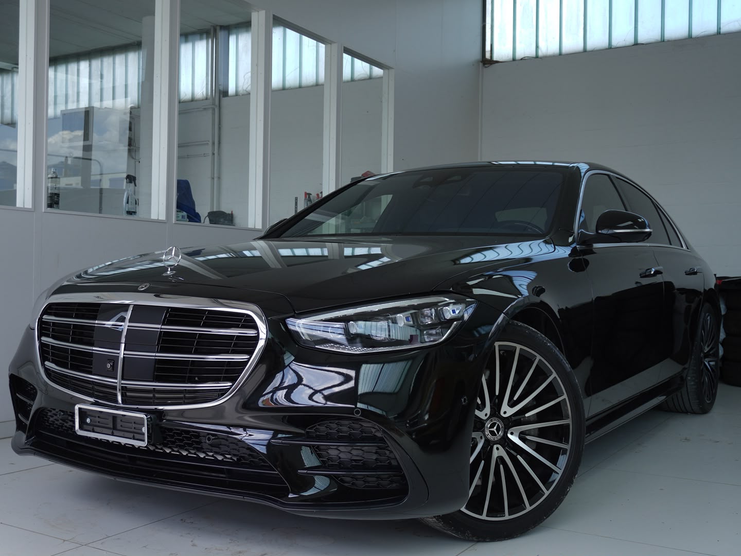 MERCEDES-BENZ S 500 4Matic AMG Line 9G-Tronic-image-0