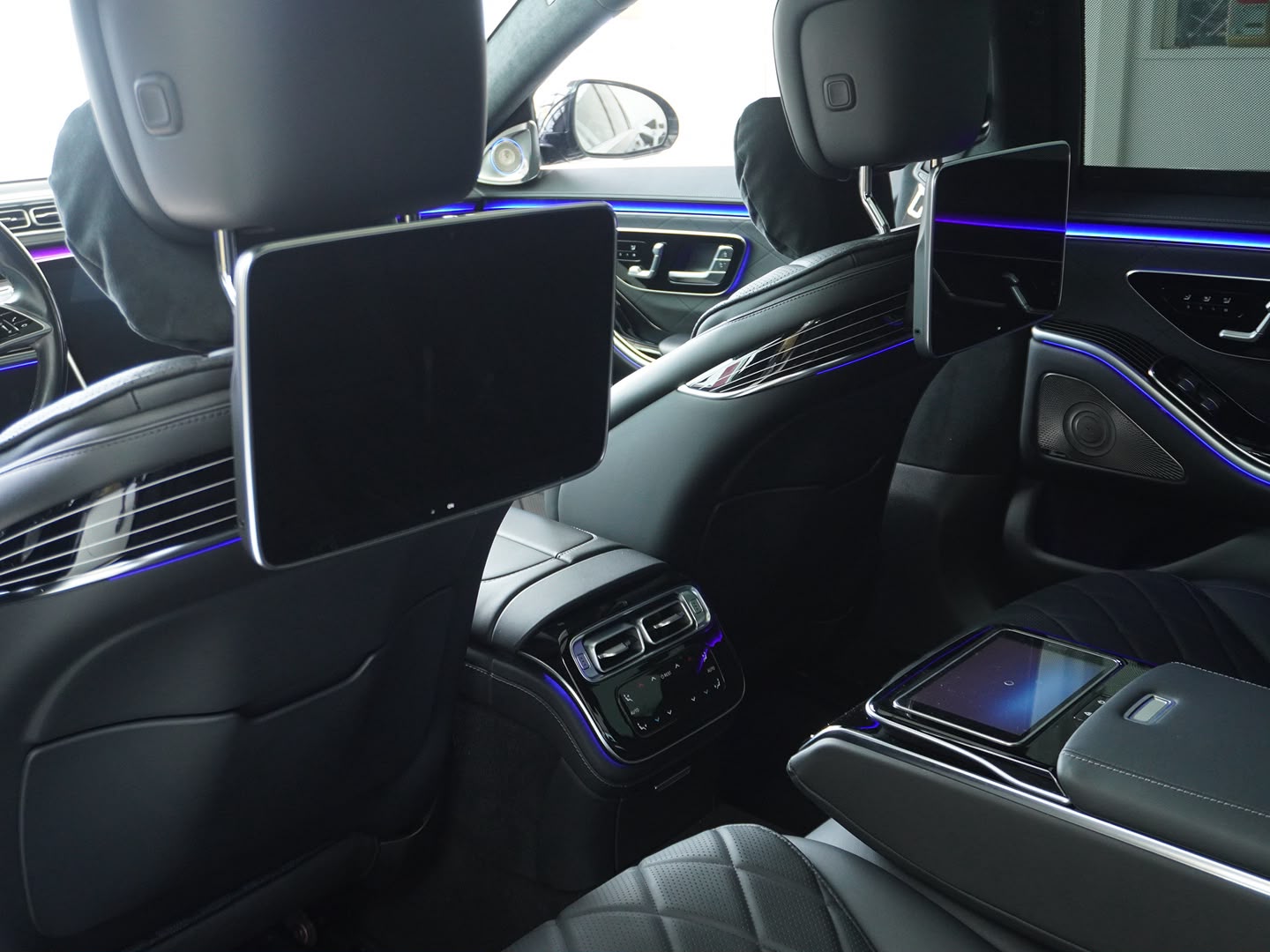 MERCEDES-BENZ S 500 4Matic AMG Line 9G-Tronic-image-4