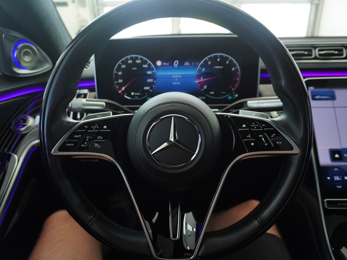 MERCEDES-BENZ S 500 4Matic AMG Line 9G-Tronic-image-14