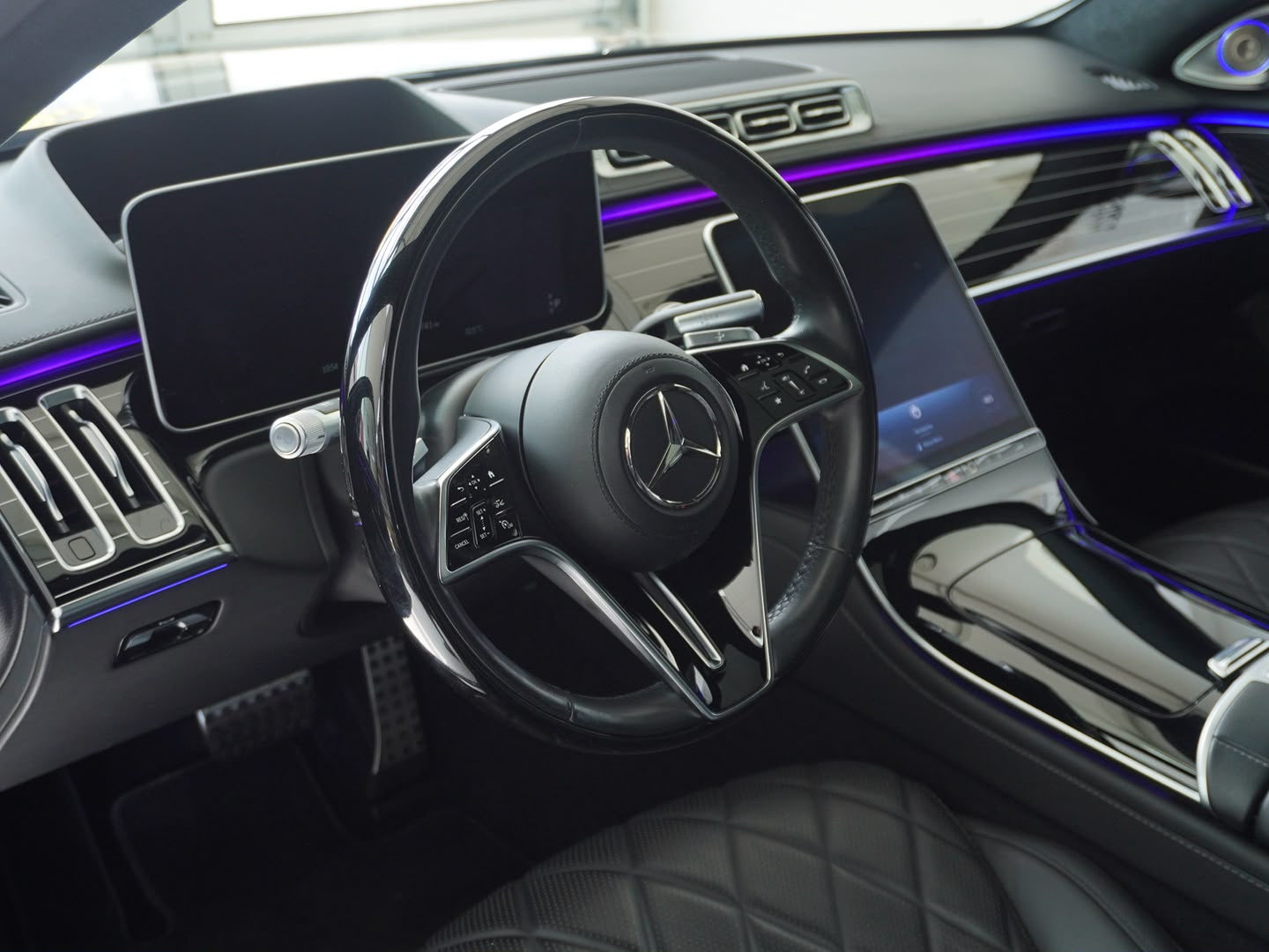 MERCEDES-BENZ S 500 4Matic AMG Line 9G-Tronic-image-2