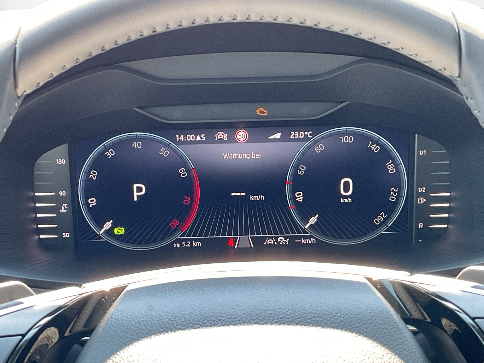 SKODA Karoq 1.5 TSI Dynamic DSG-image-7