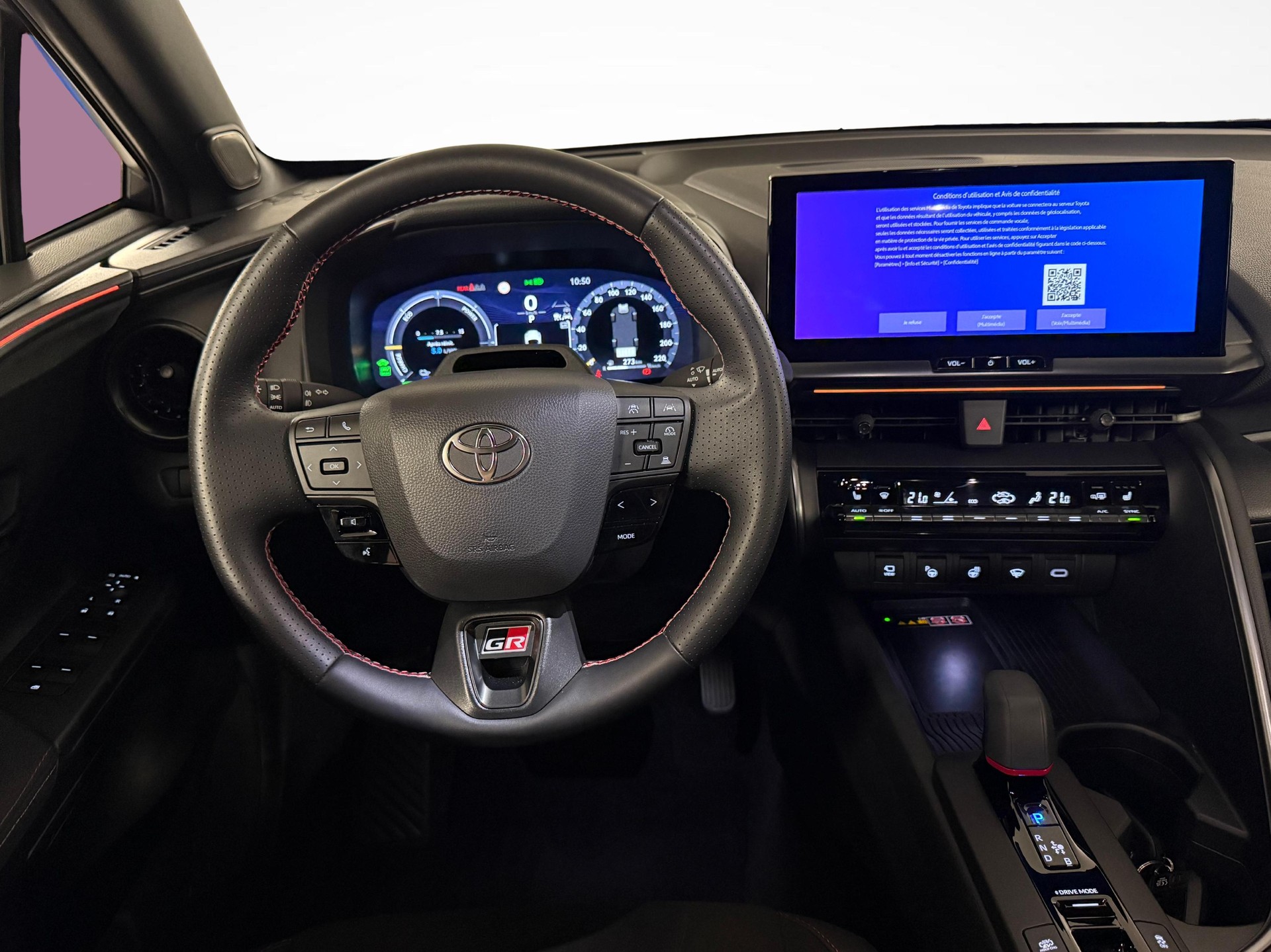 TOYOTA C-HR 2.0 PHEV GR Sport Premiere-image-12