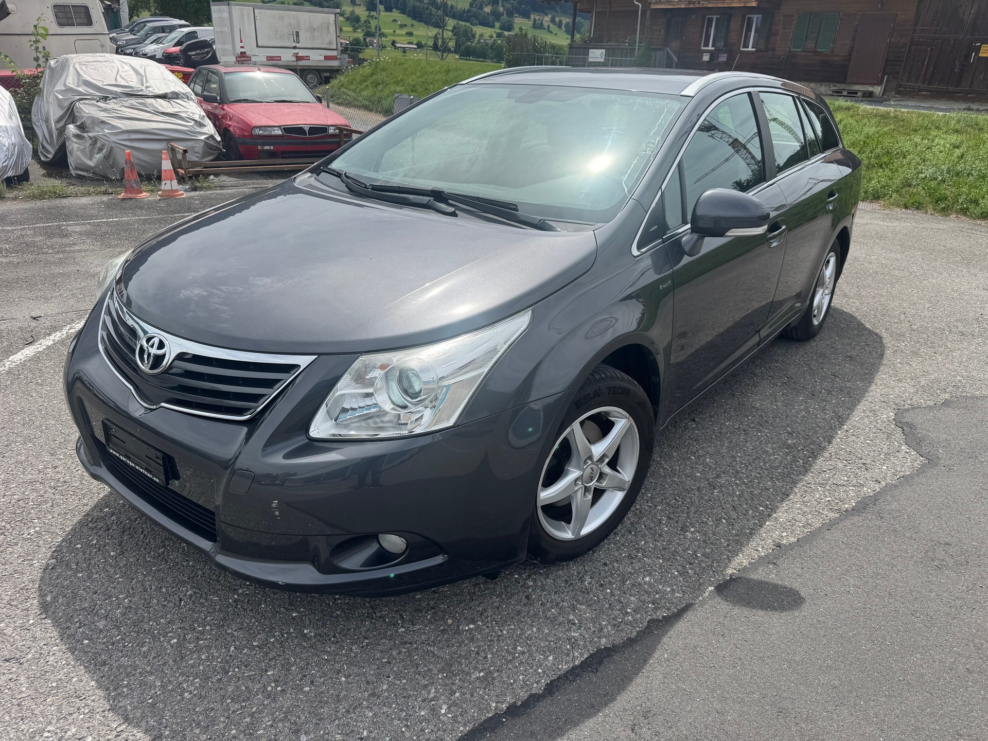 TOYOTA Avensis Sportswagon 2.0 Linea Luna