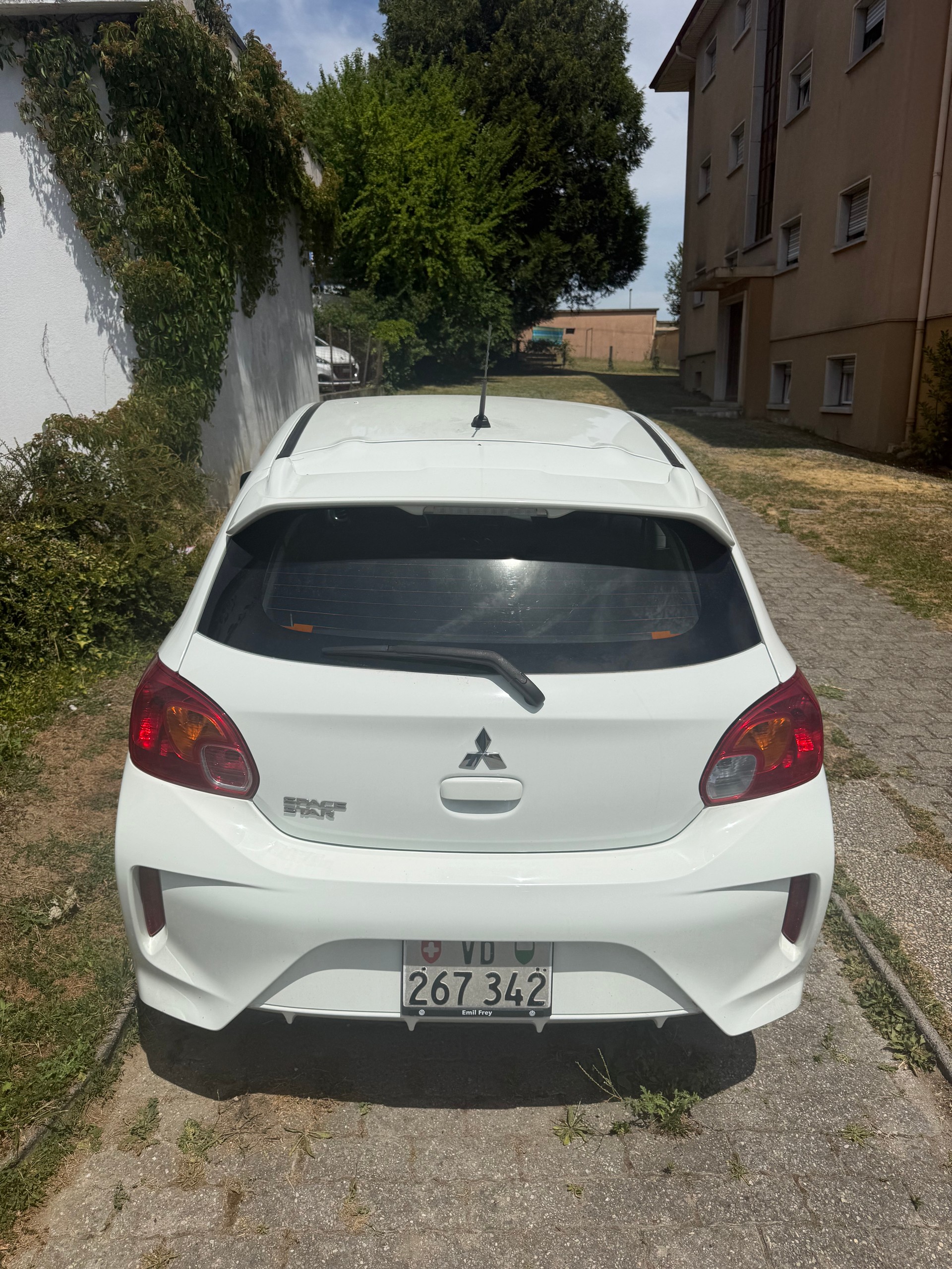 MITSUBISHI 1.0 MIVEC Entry-image-3