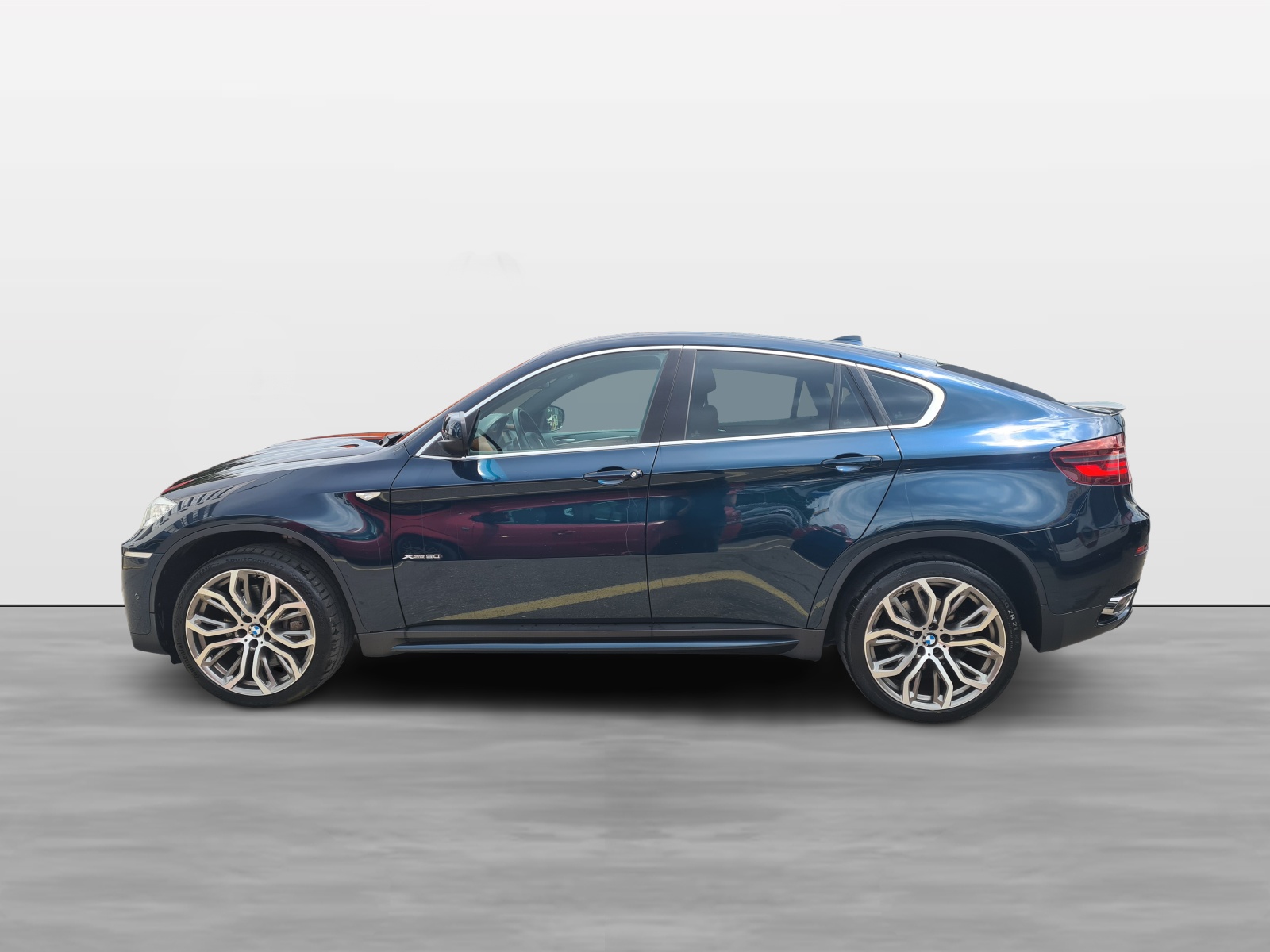 BMW X6 xDrive 50i Steptronic-image-3