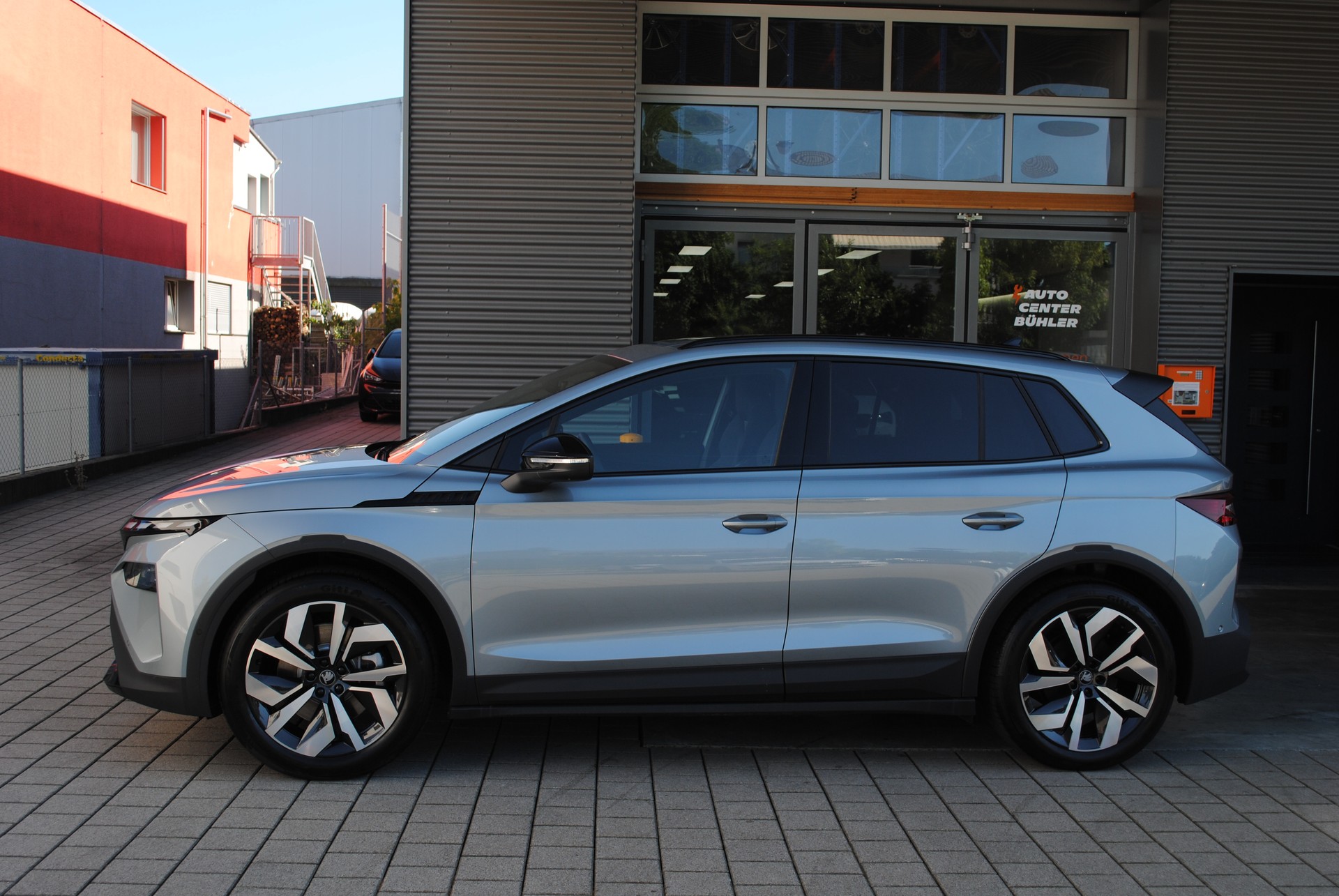 SKODA Elroq 85 Sportline-image-3