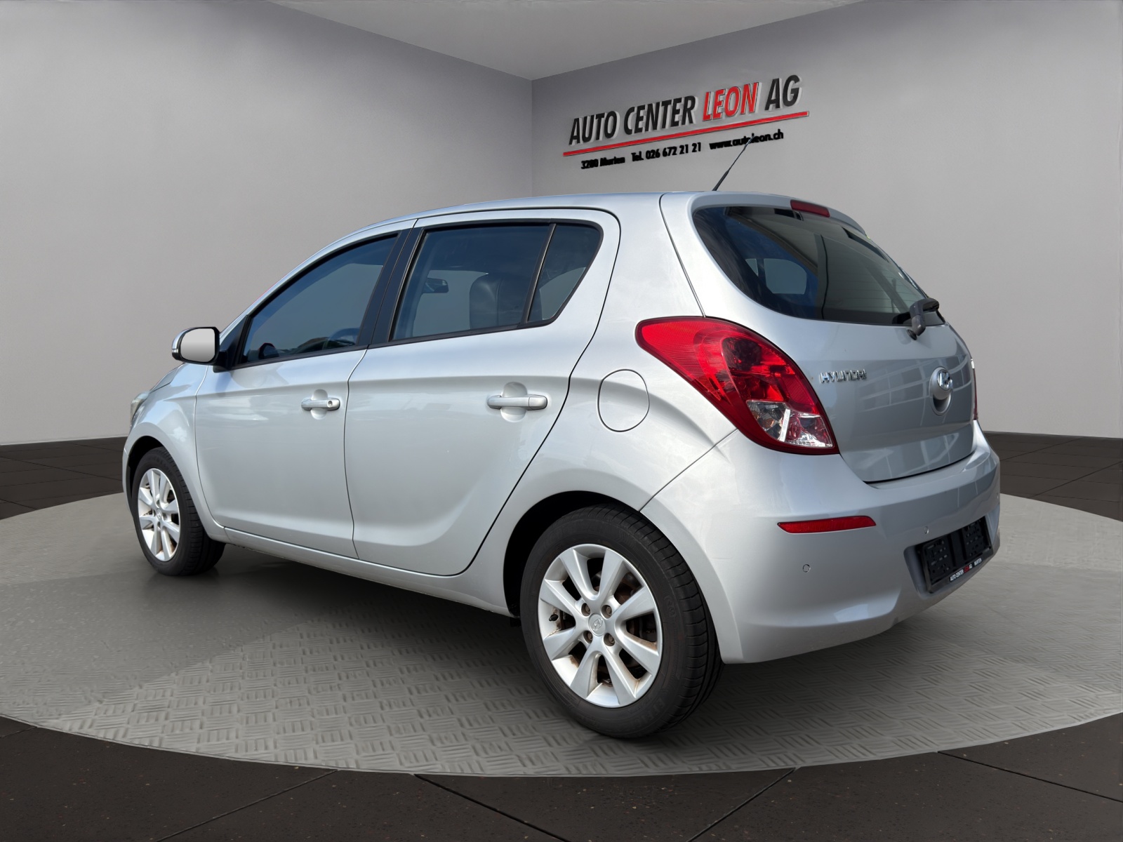 HYUNDAI i20 1.4 Premium Automatic-image-3