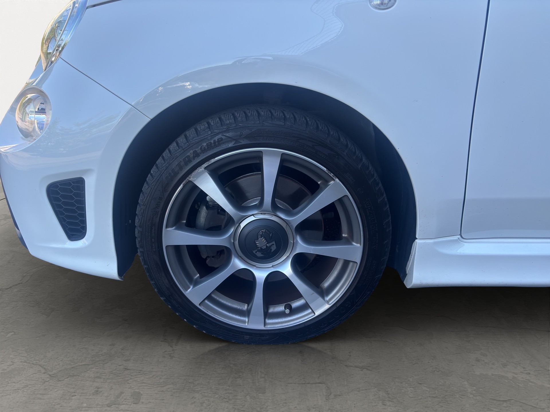 FIAT 595 1.4 16V Turbo Abarth Dualogic-image-21