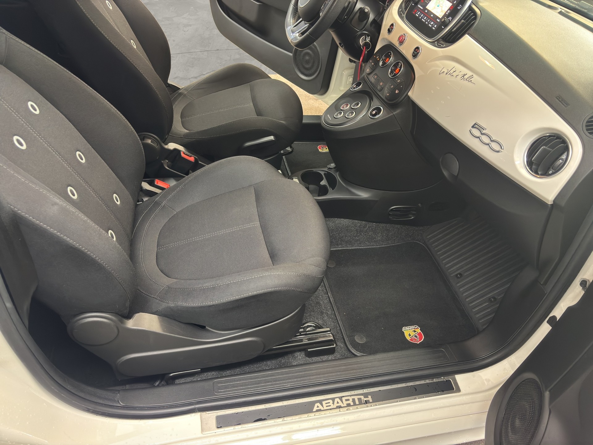 FIAT 595 1.4 16V Turbo Abarth Dualogic-image-17