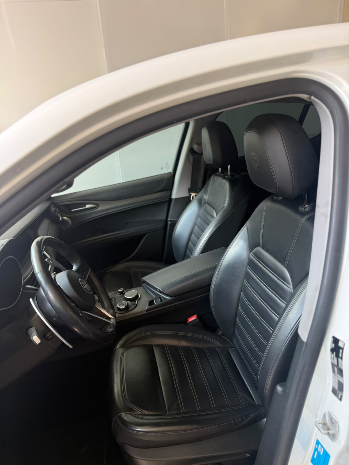 ALFA ROMEO Stelvio 2.2 JTDM Super Q4 Automatic-image-7