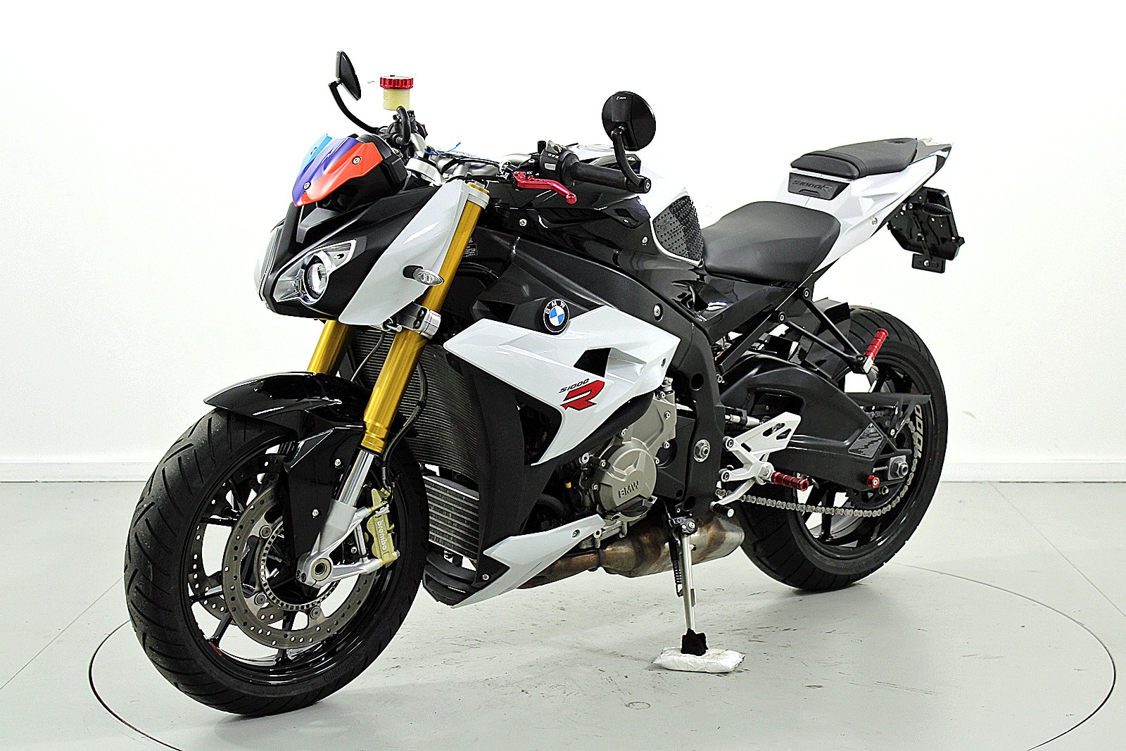 BMW S 1000 R ABS-showroom-element-2
