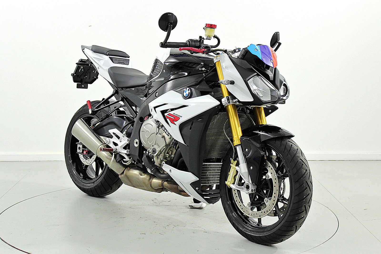 BMW S 1000 R ABS-showroom-element-1