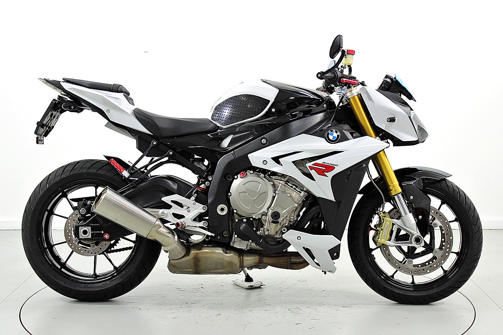 BMW S 1000 R ABS-showroom-element-3