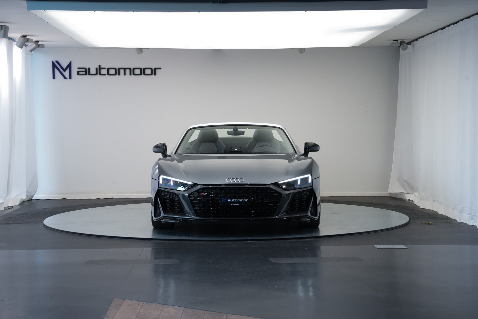 AUDI R8 Spyder performance S-Tronic *Carbon* *B&O*-showroom-element-1