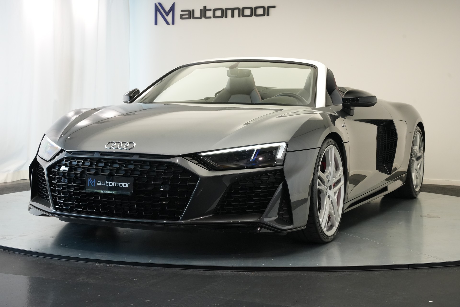 AUDI R8 Spyder performance S-Tronic *Carbon* *B&O*-image-46