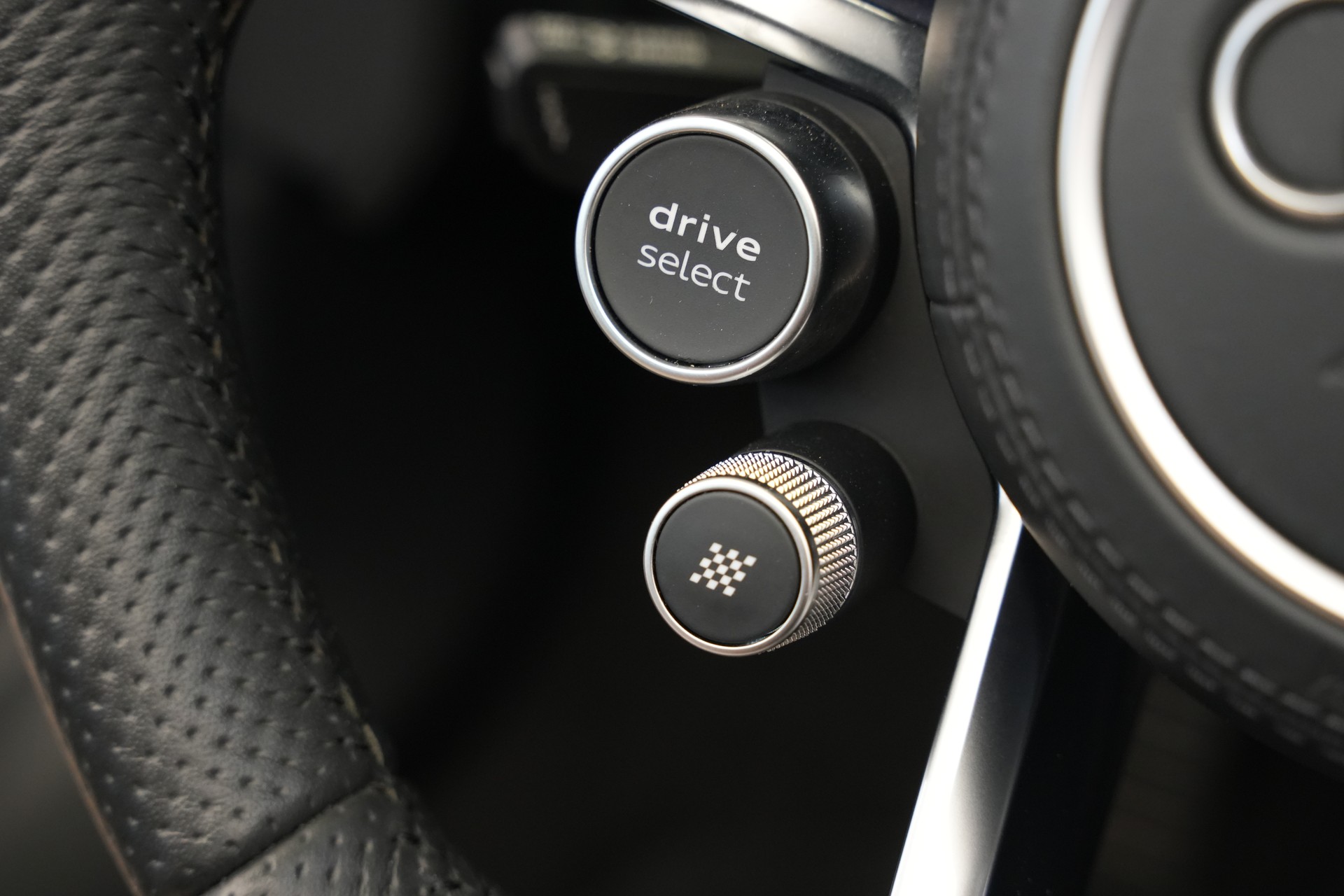 AUDI R8 Spyder performance S-Tronic *Carbon* *B&O*-image-26