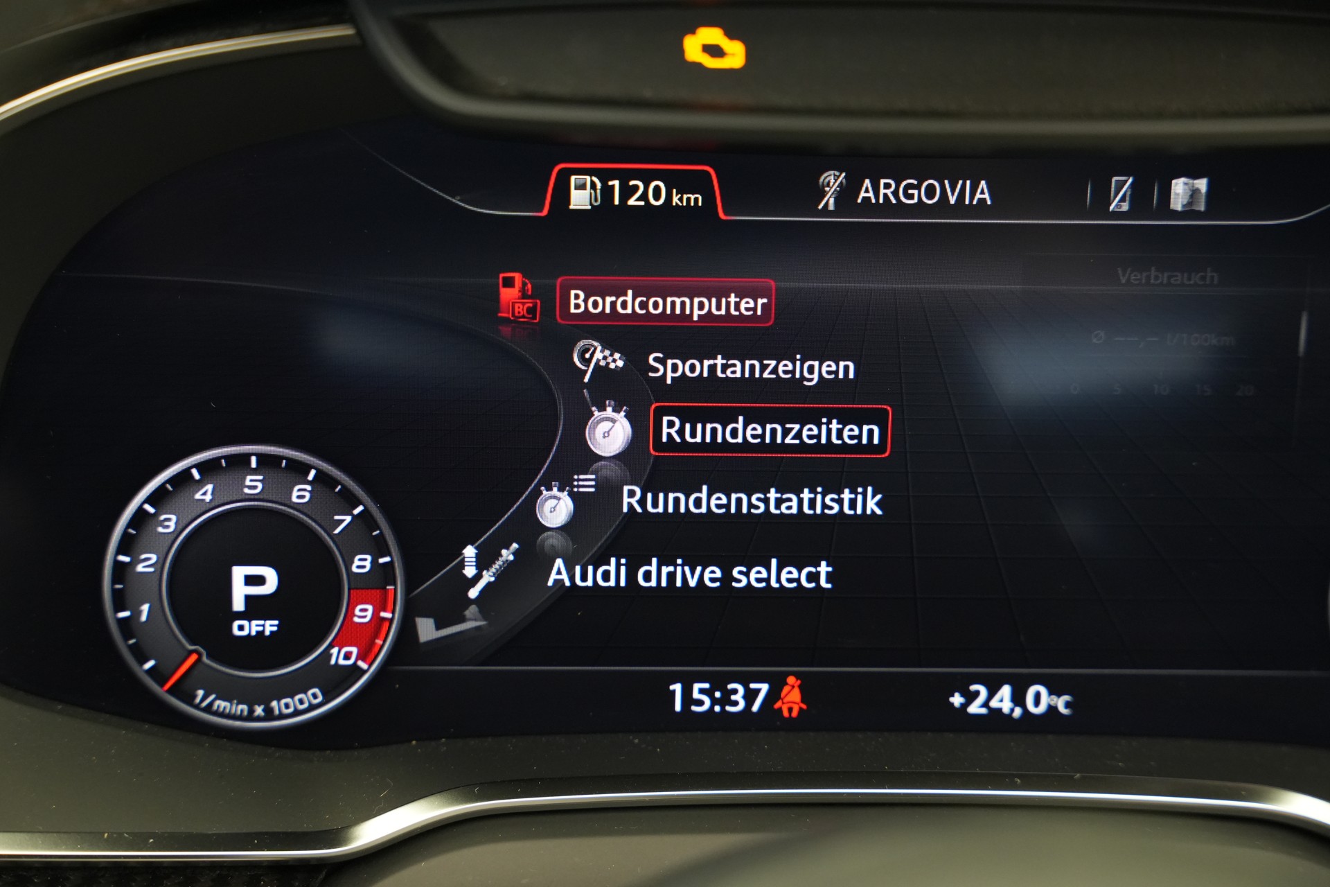 AUDI R8 Spyder performance S-Tronic *Carbon* *B&O*-image-31