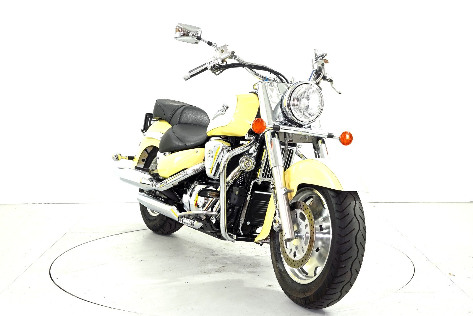 SUZUKI VL 1500-showroom-element-1