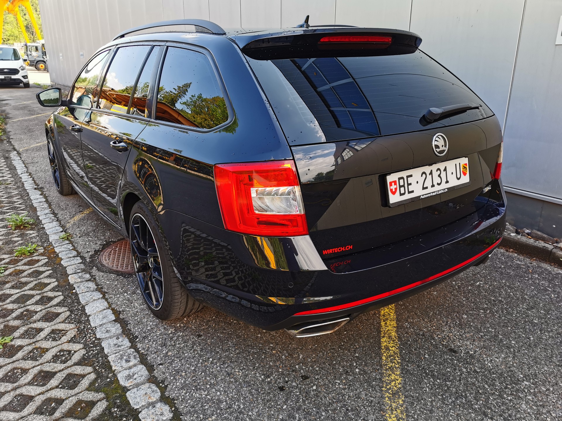 SKODA Octavia Combi 2.0 TDI RS 4x4 DSG-image-1