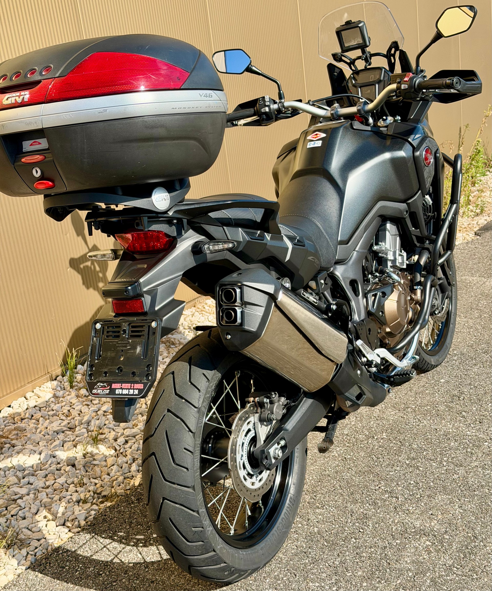HONDA CRF 1000A Africa Twin-image-5