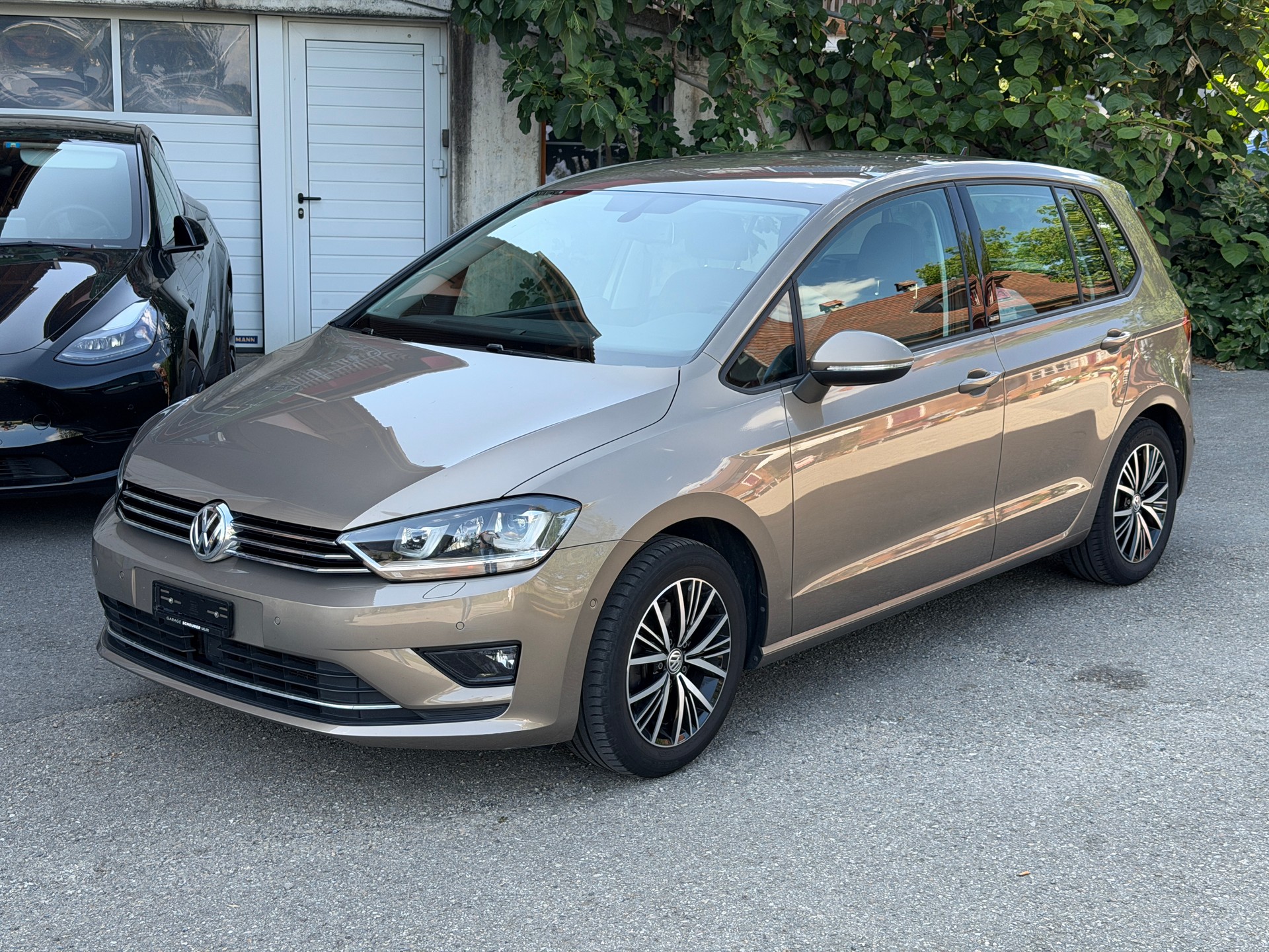 VW Golf Sportsvan 1.4 TSI Allstar DSG-image-1